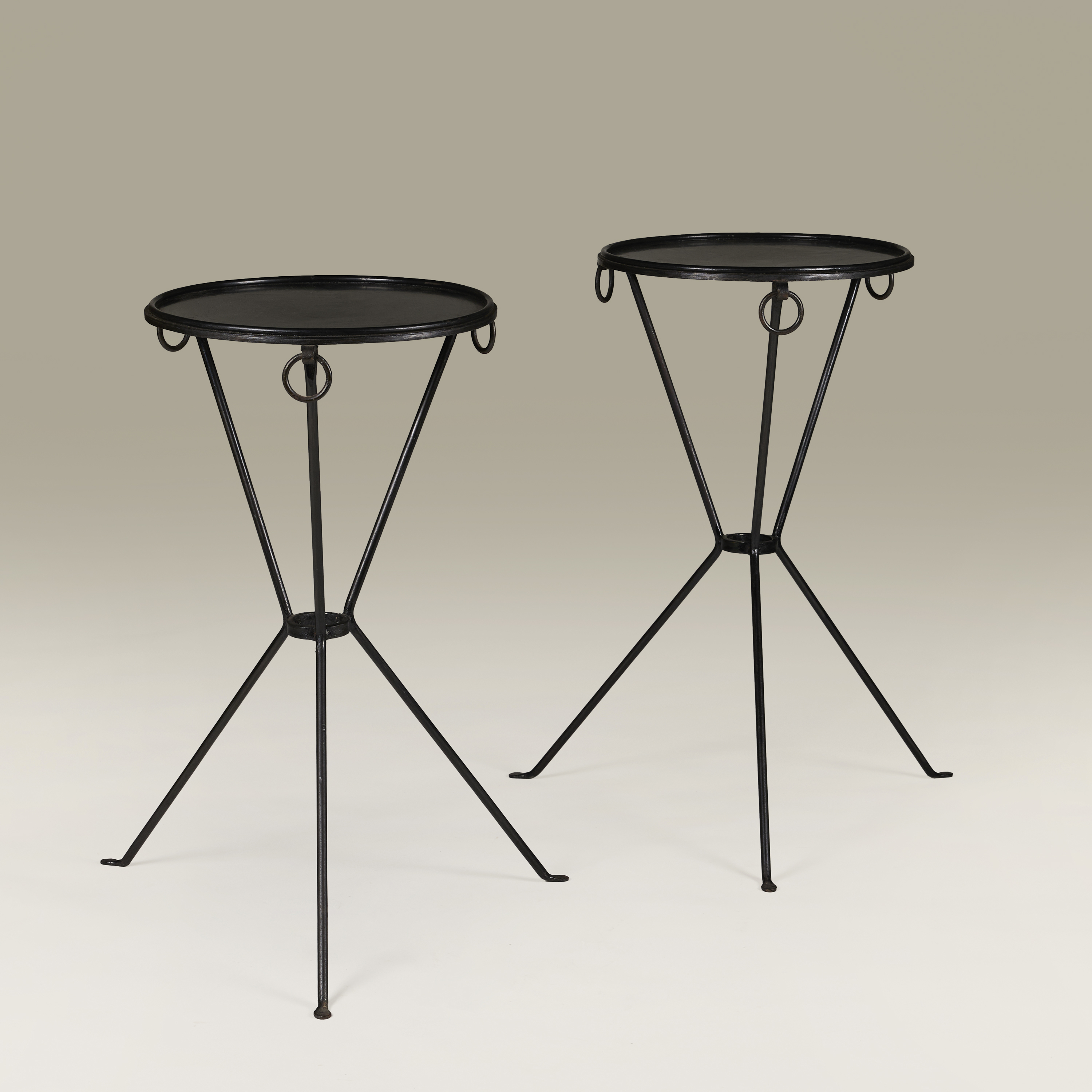 Comtejmf Tables Valerie Wade 24 142 V1