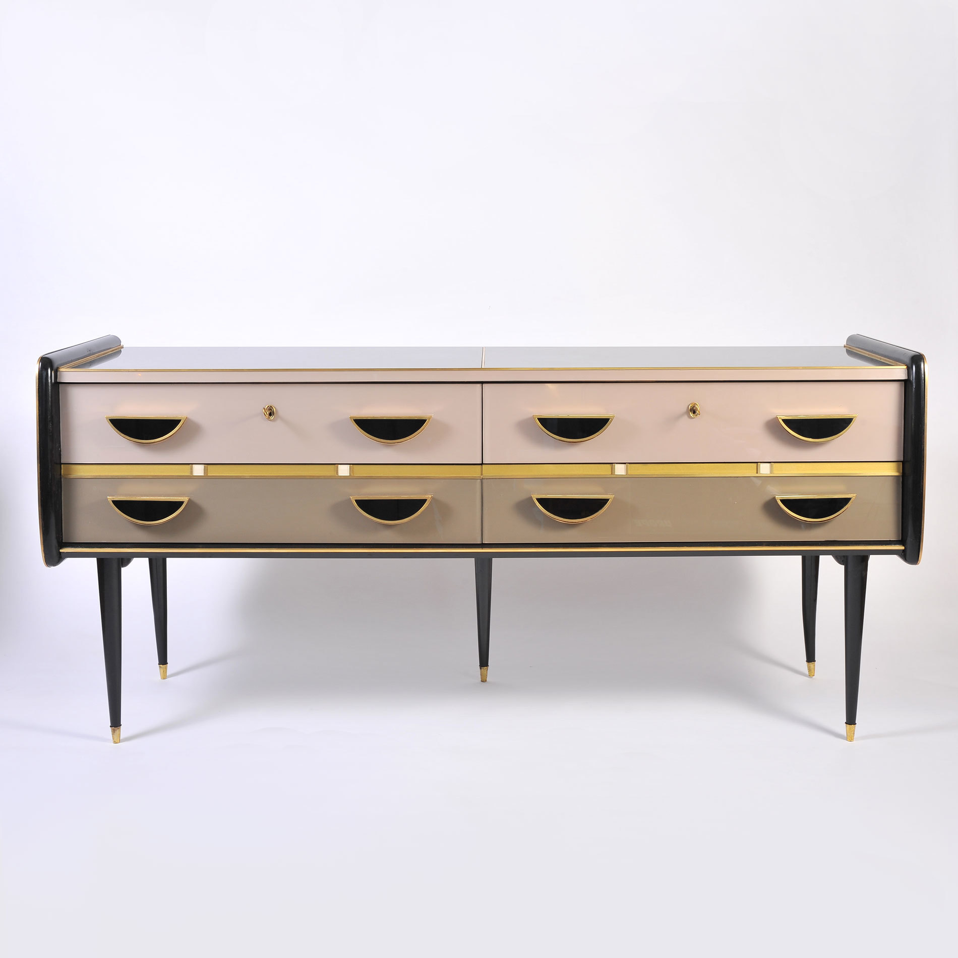 1950S Italian Pinkblack Chest 01