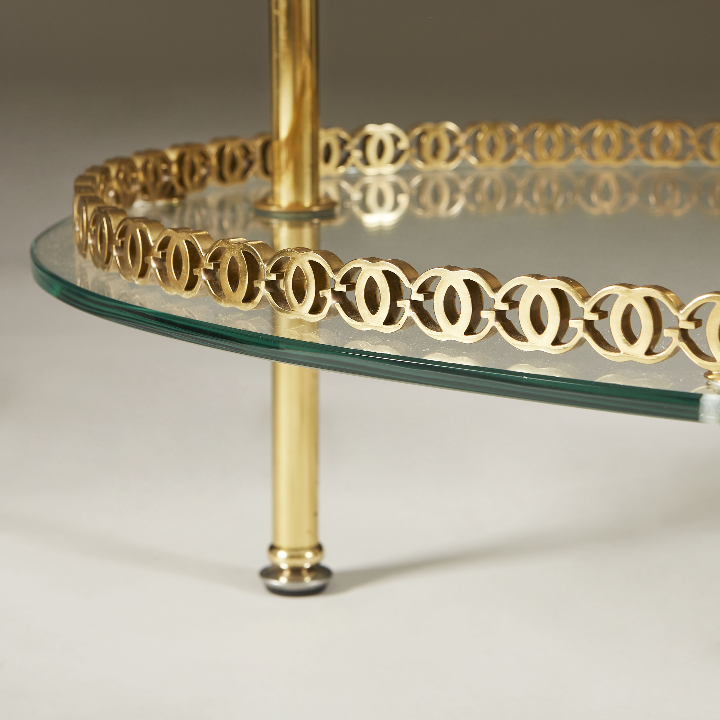 Italian Oval Table 073 V1