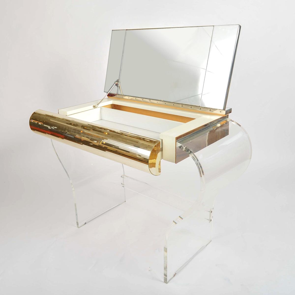 1950S American Lucite Dressing Table Gold Front 05