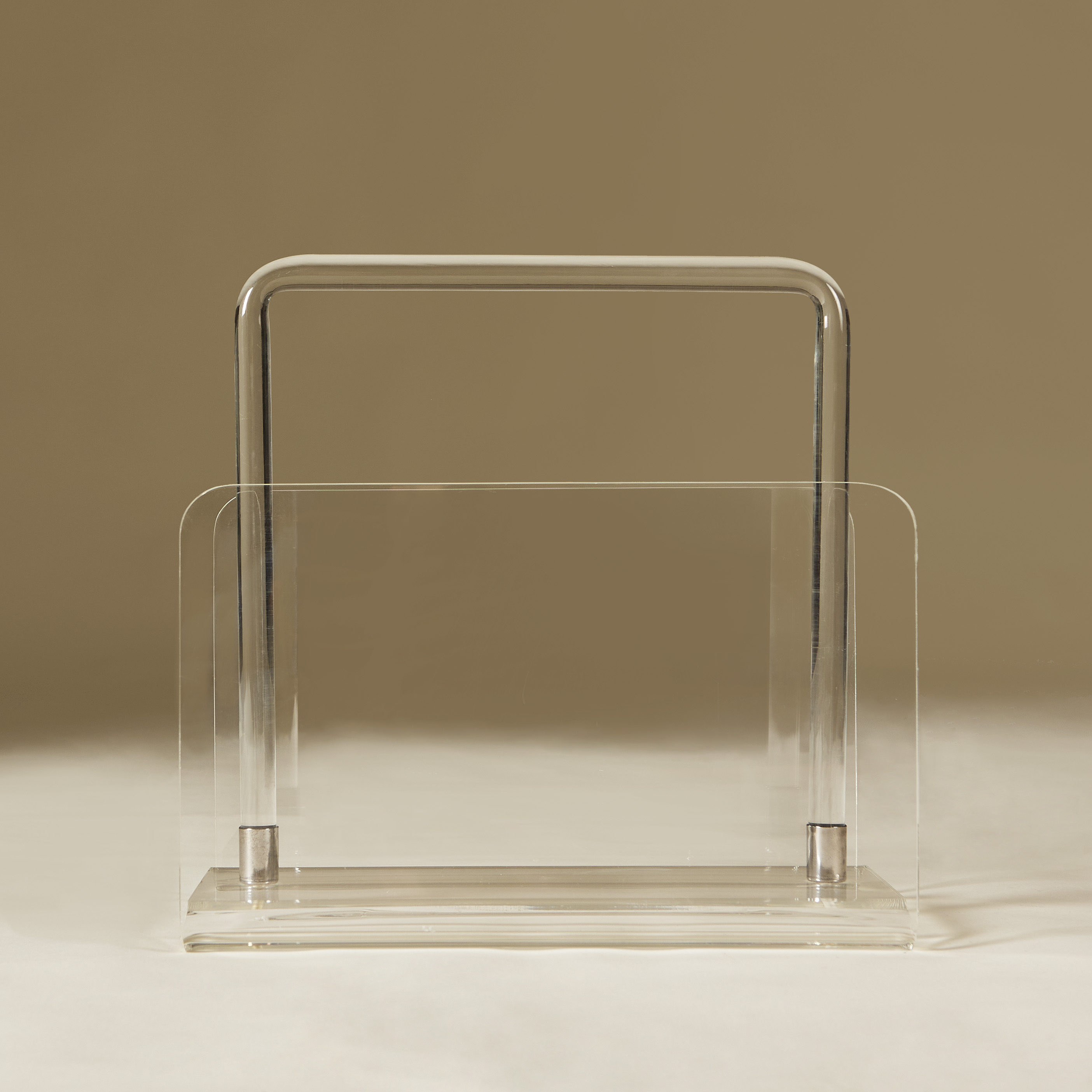 Lucite Magazine Rack 044 V1