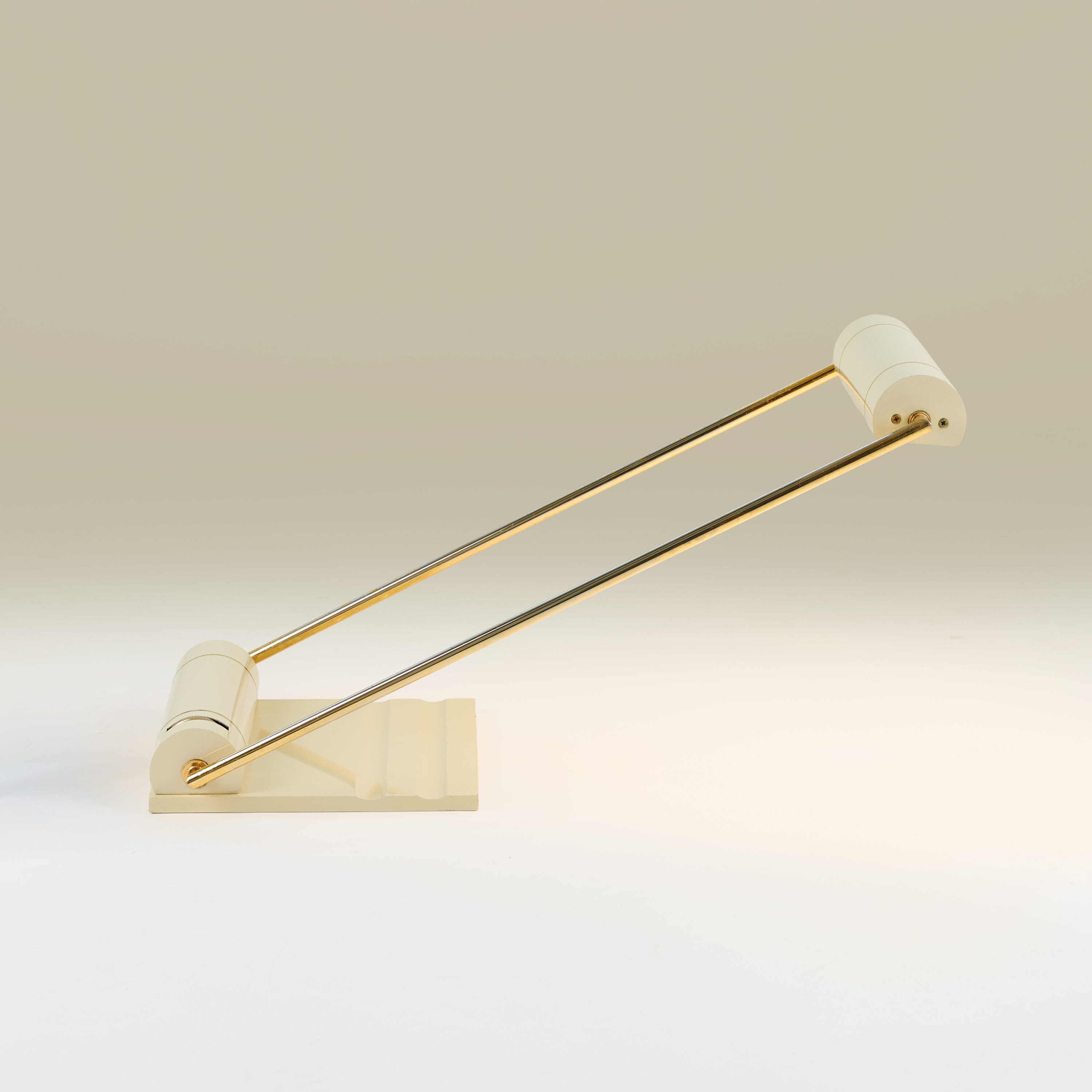 George Kovacs Deask Lamp Valerie Wade 27 053 V1