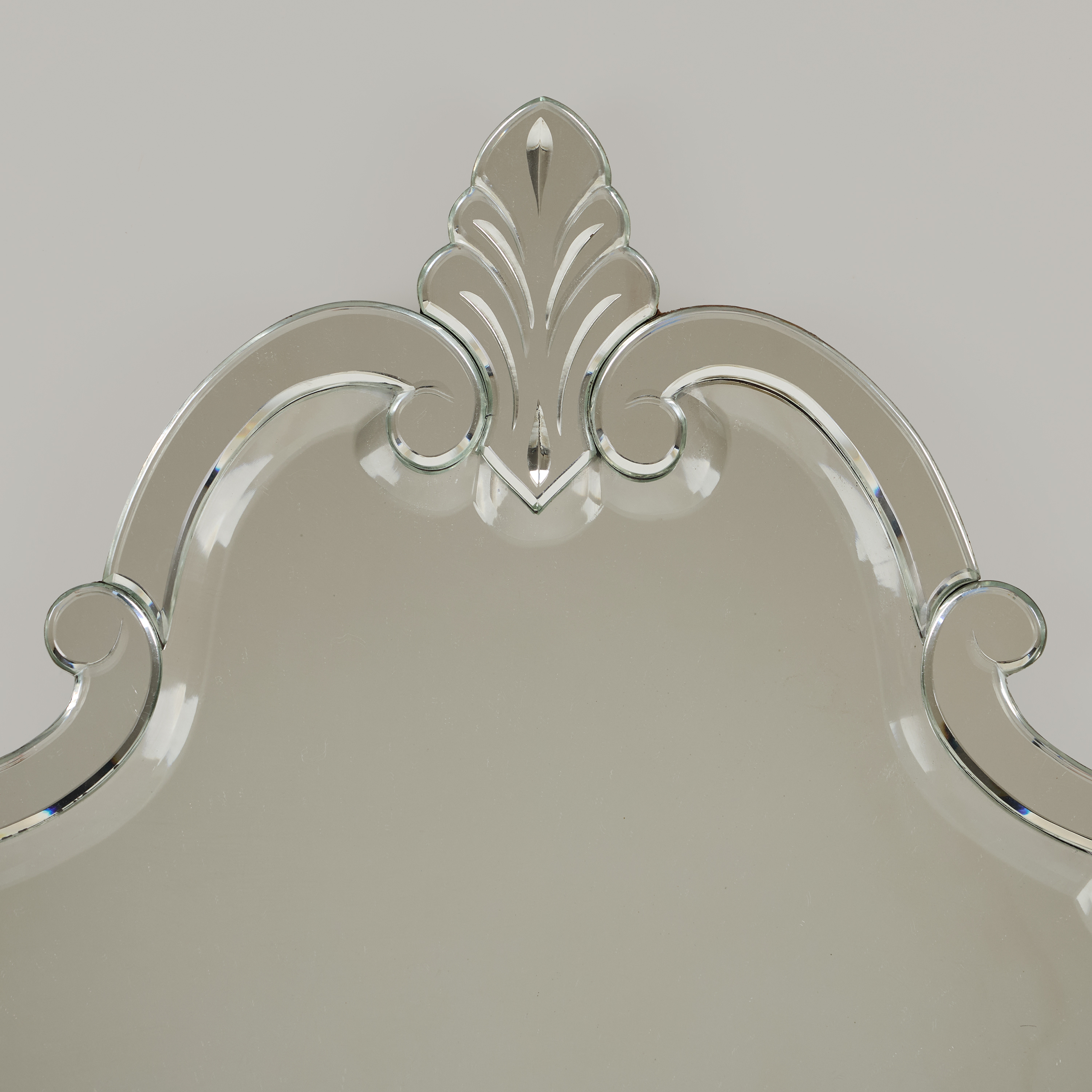 Venetian Mirror Valerie Wade 27 233 V1