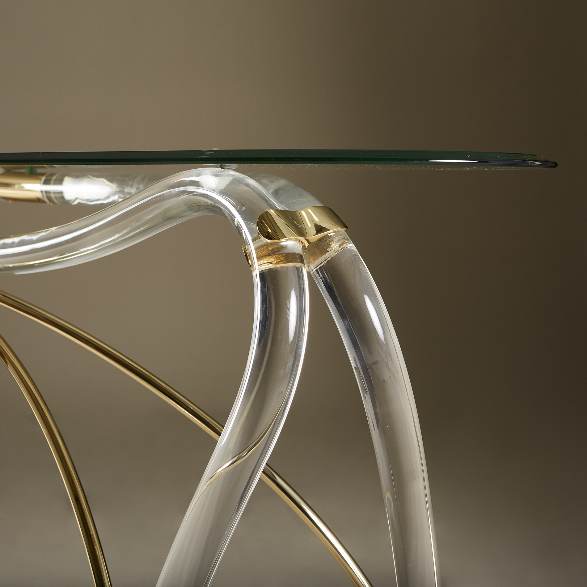 Bow Glass Console 20210126 Valerie Wade 0232 V1