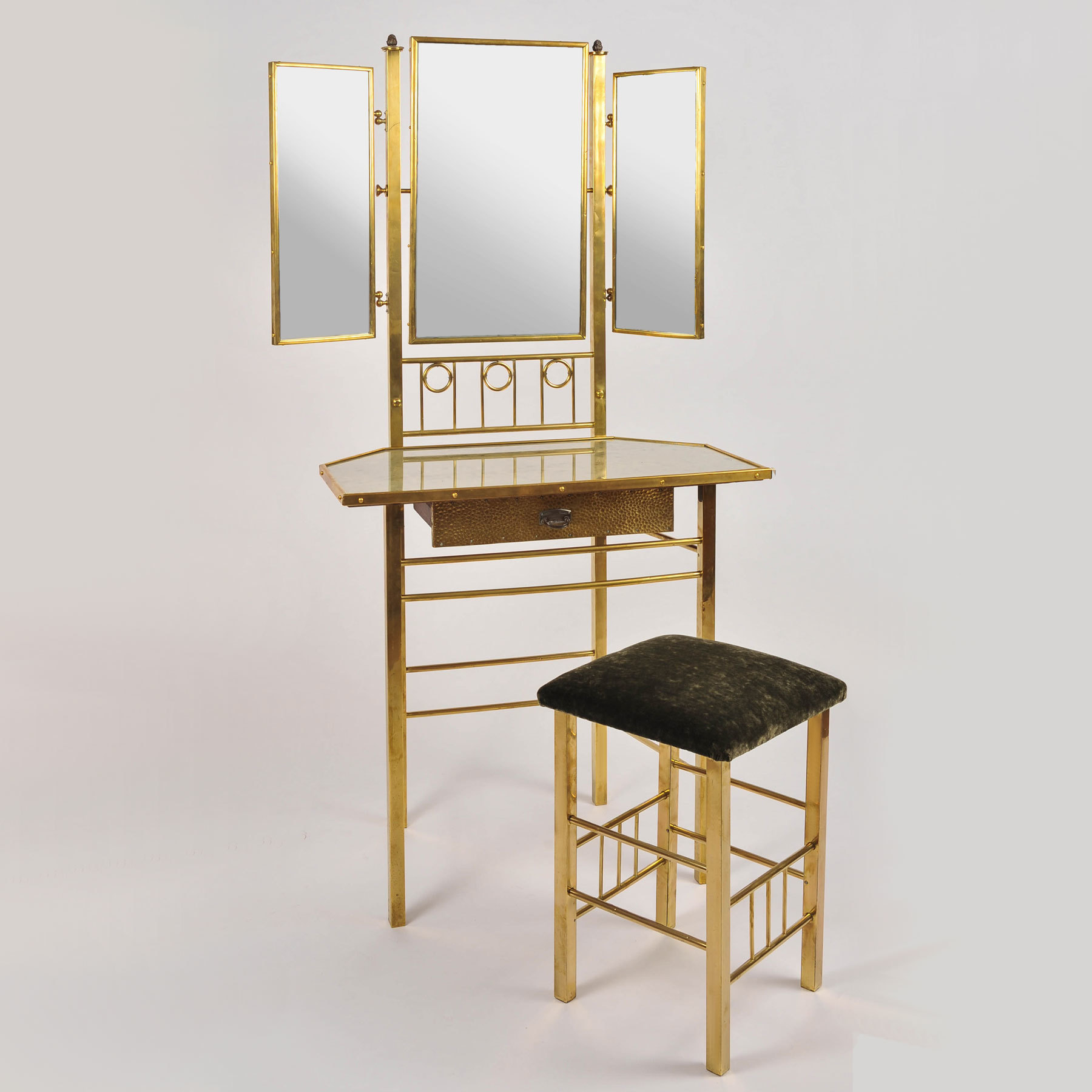 Brass Dressing Table And Stool 02 Vw