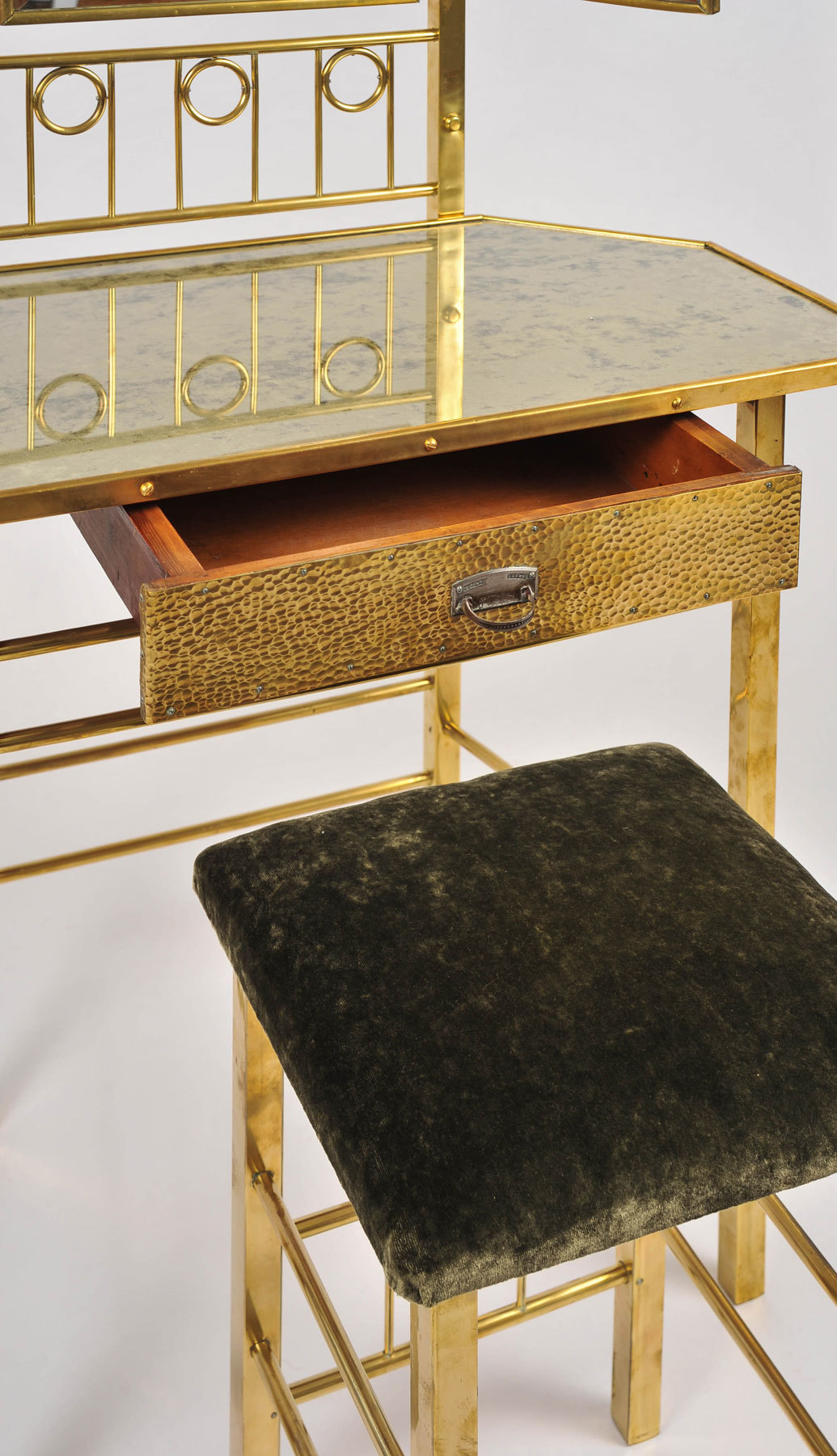 Brass Dressing Table And Stool 04 Vw