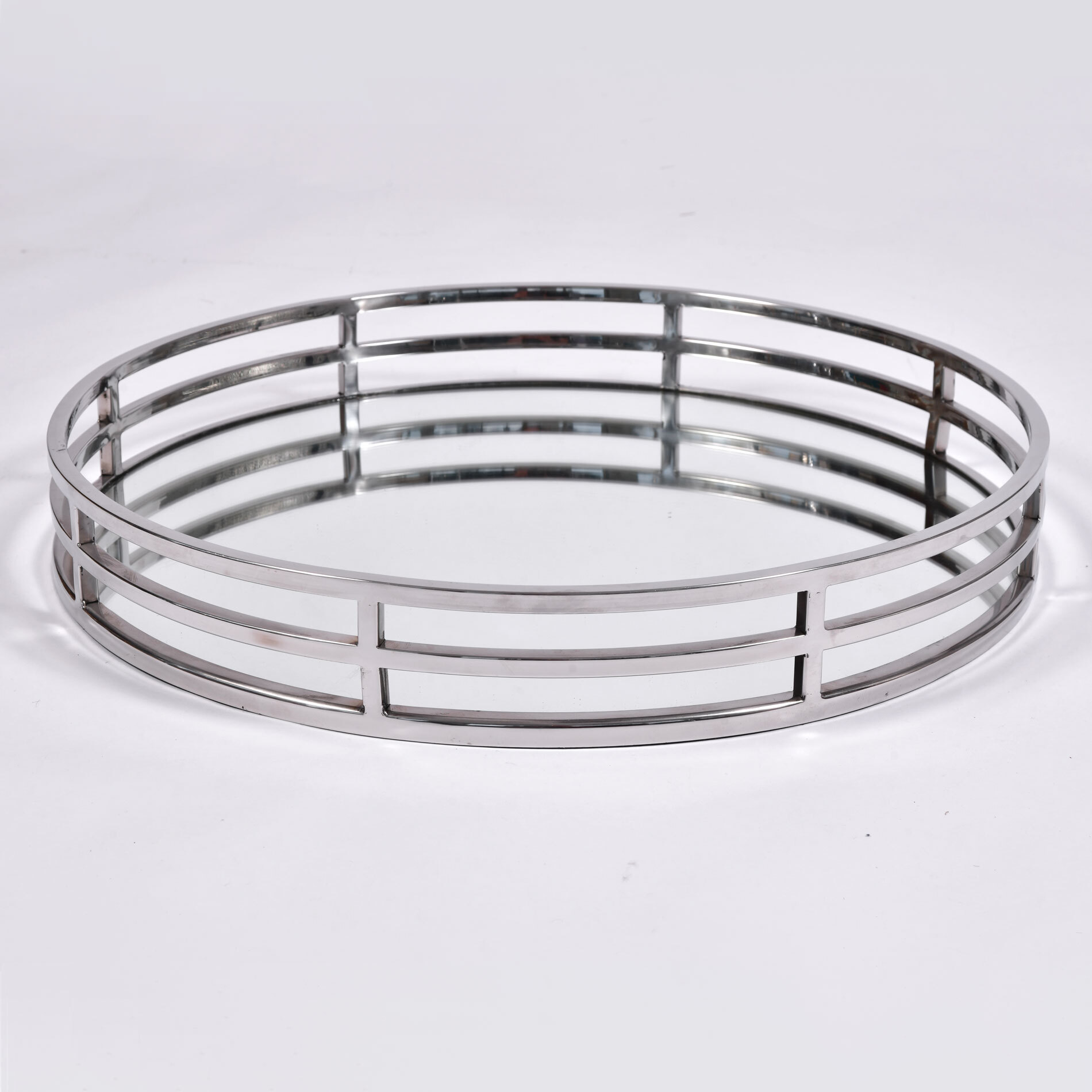 American 1970s extra large chrome and mirror tray in… Valerie Wade