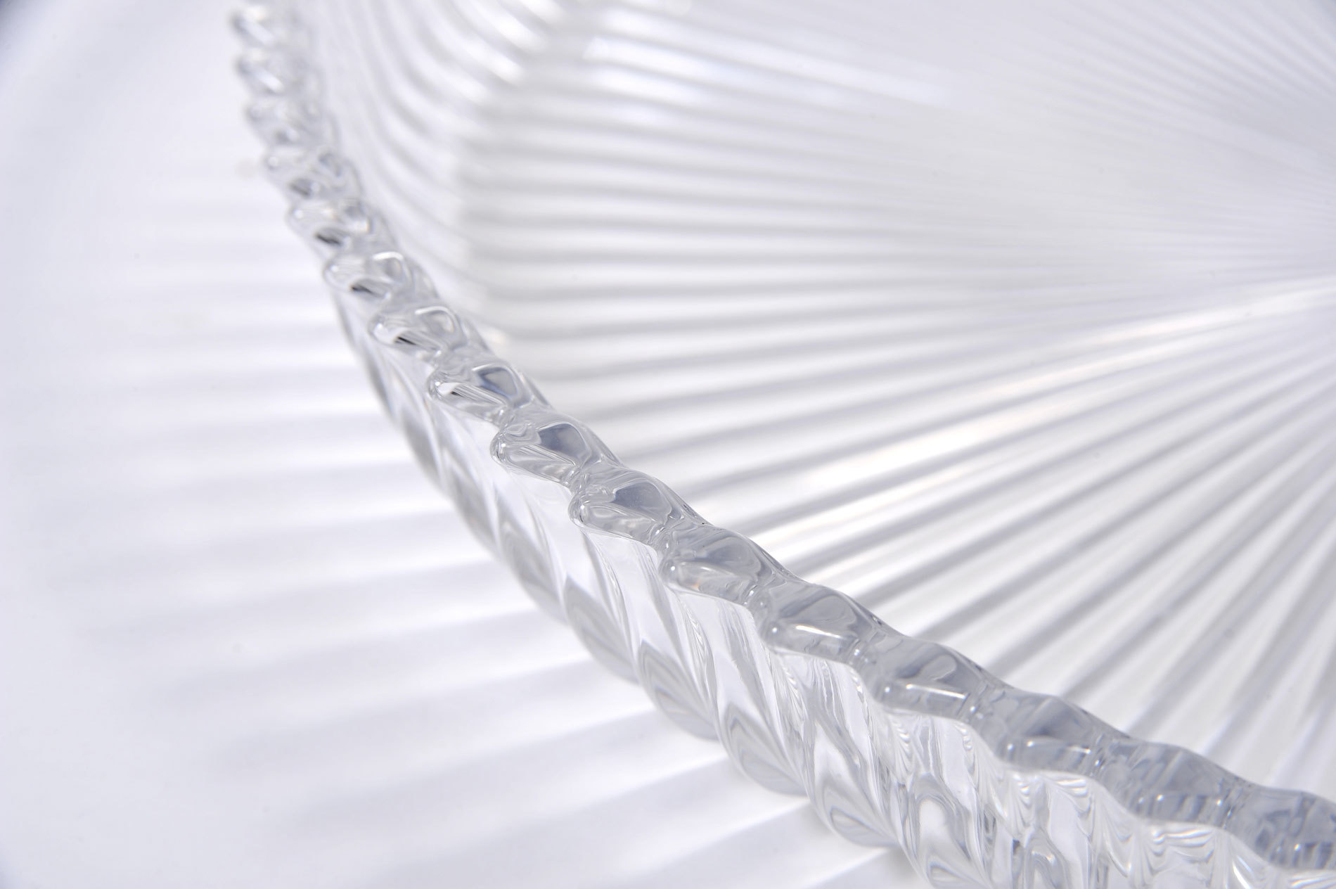 Fluted Glass Circular Tray 05