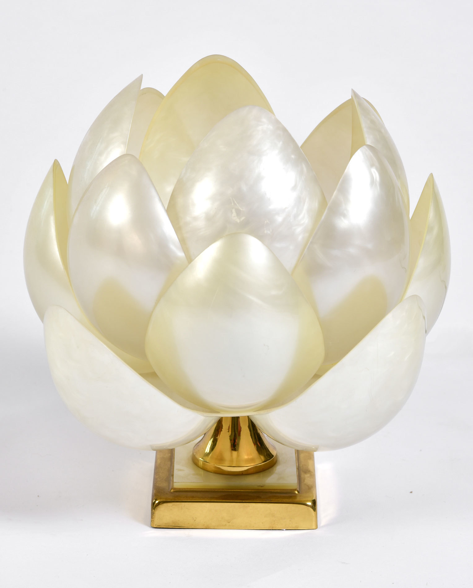 The image for Full Bloom Lotus Lamp 02