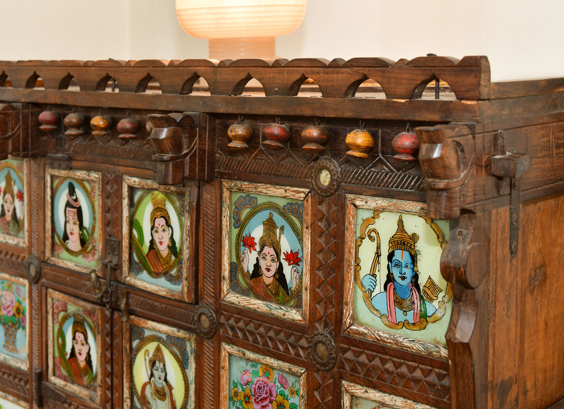 Indian Dowry Chest 04