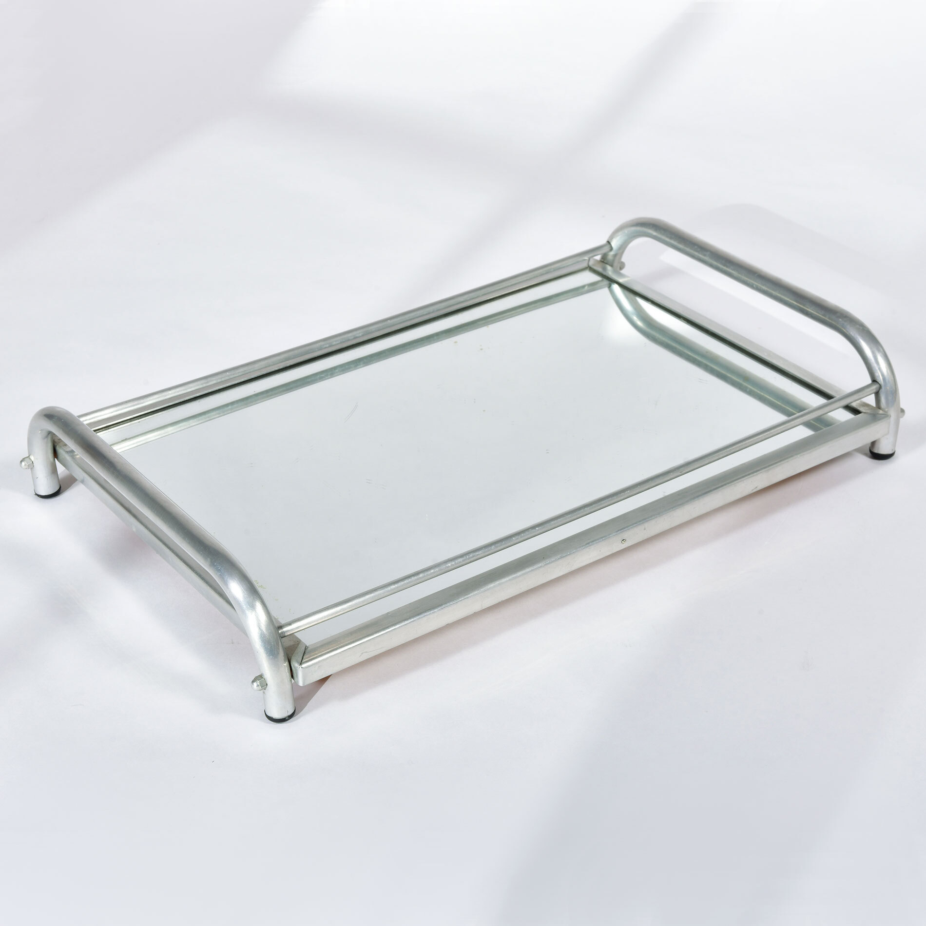 The image for Large Chrome Mirrored Tray 01