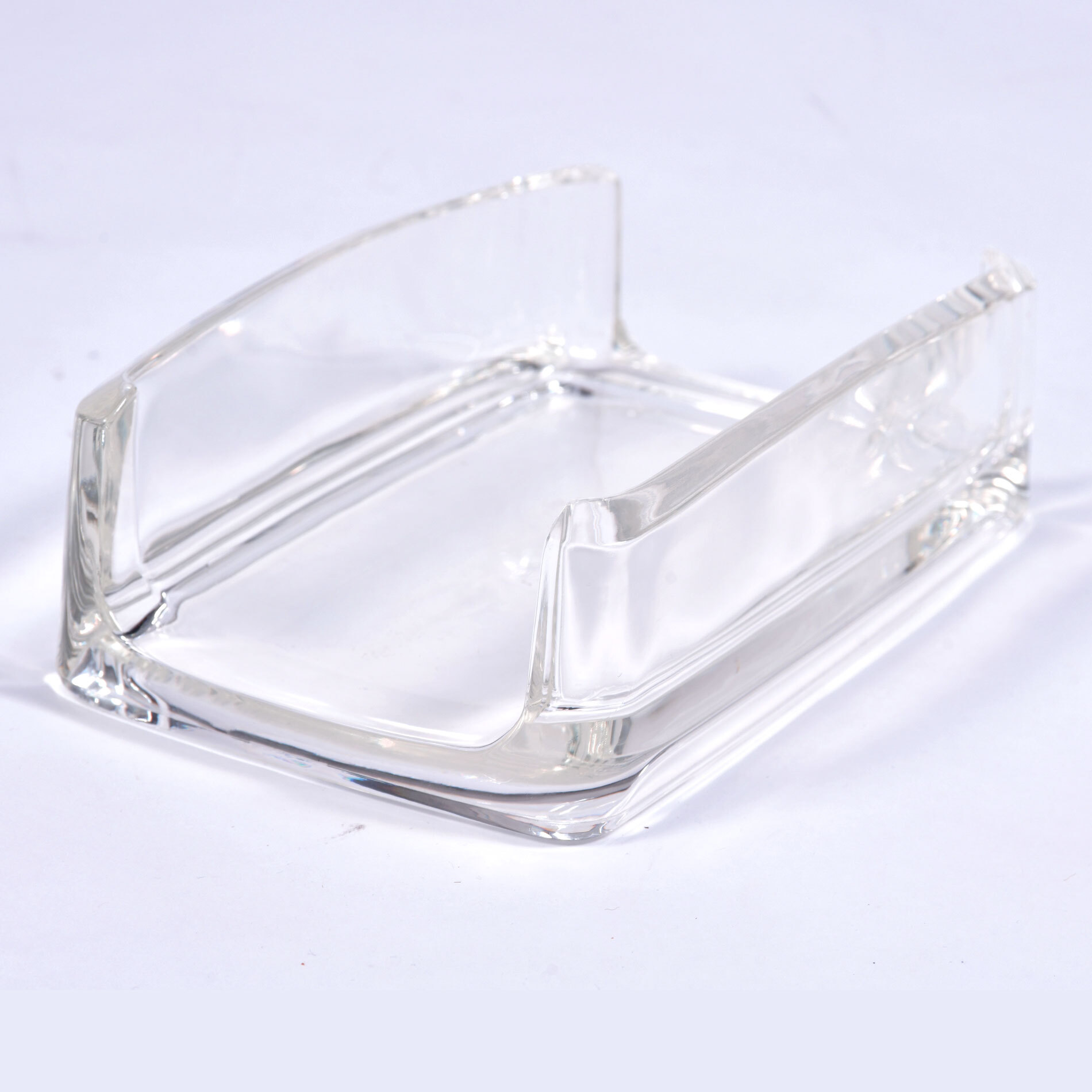 Lucite Tissue Holder 01
