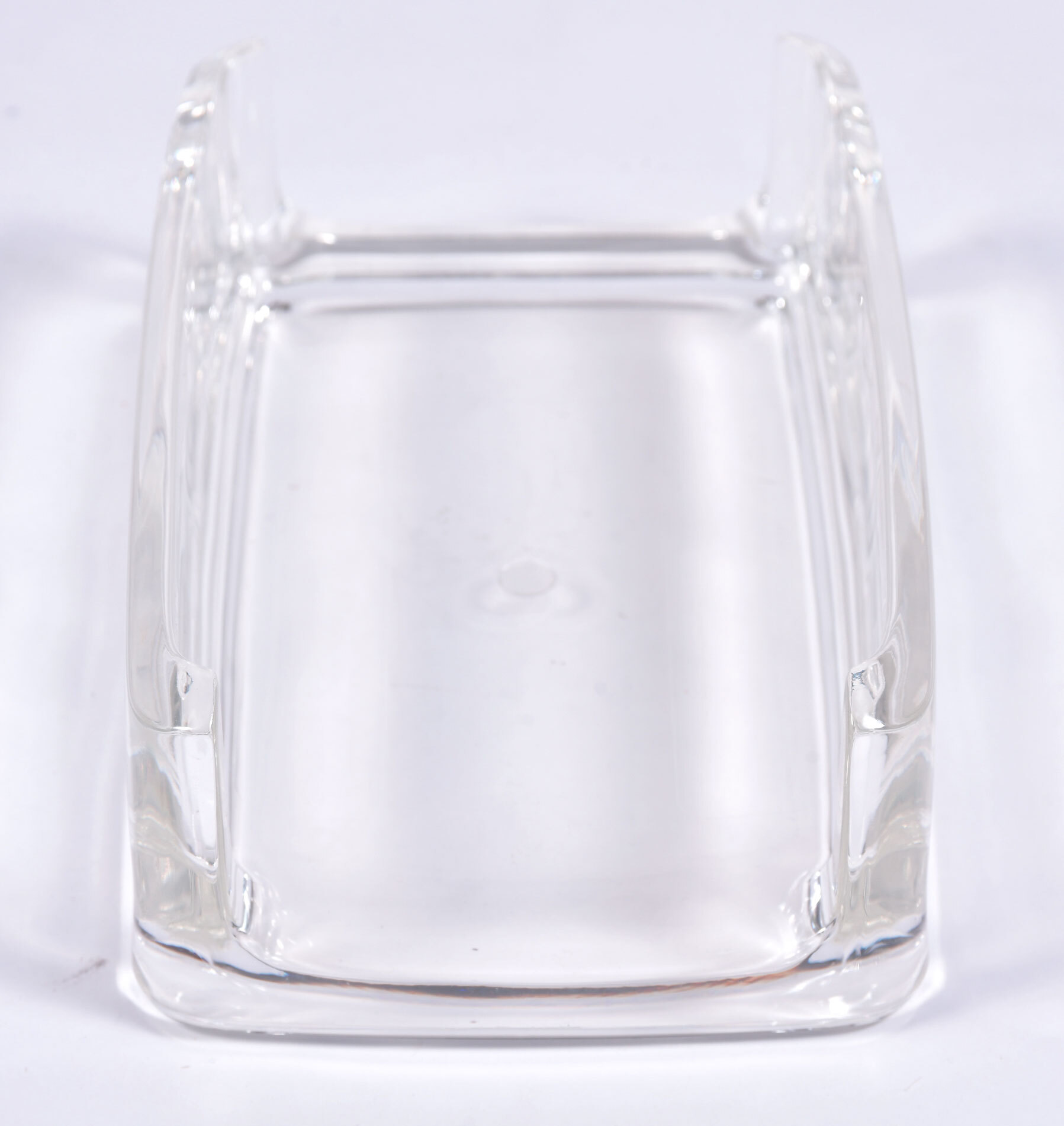 Lucite Tissue Holder 03