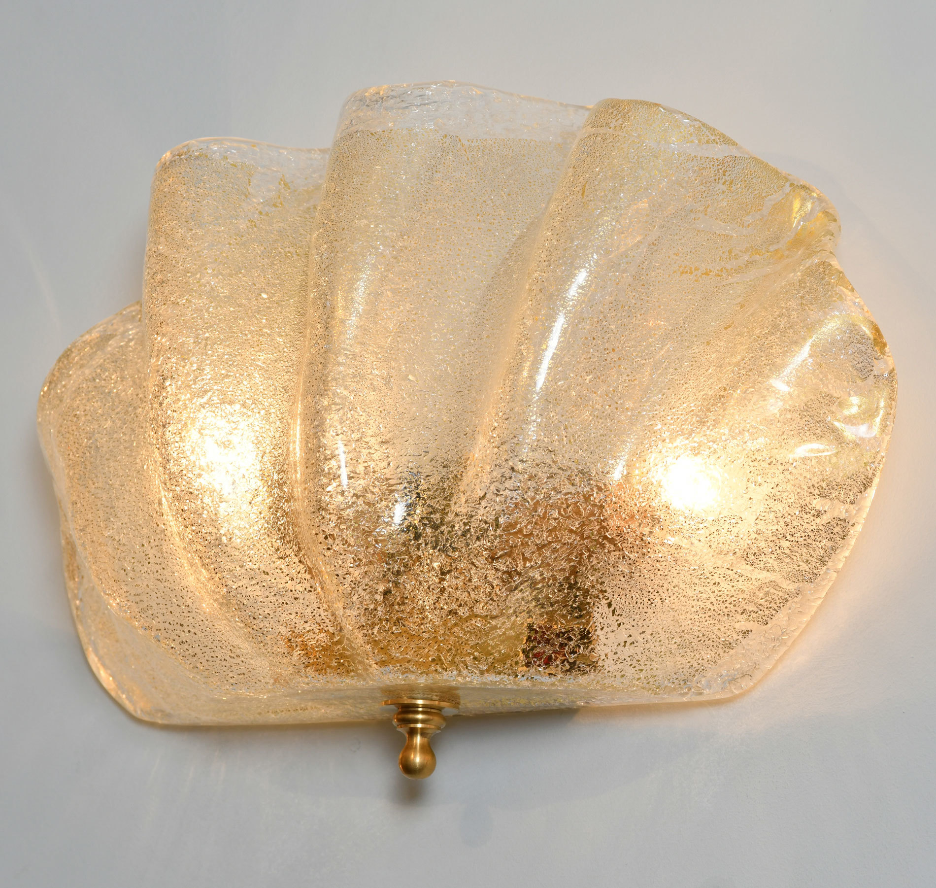 The image for Murano Clam Shell Wall Lights 02