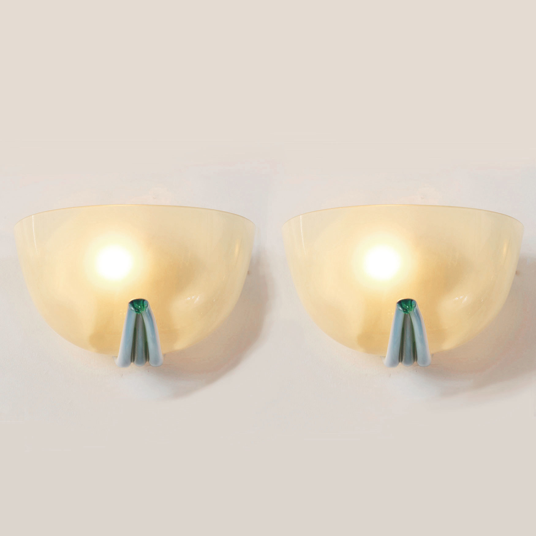 Pair Buzzi Wall Lightrs 01