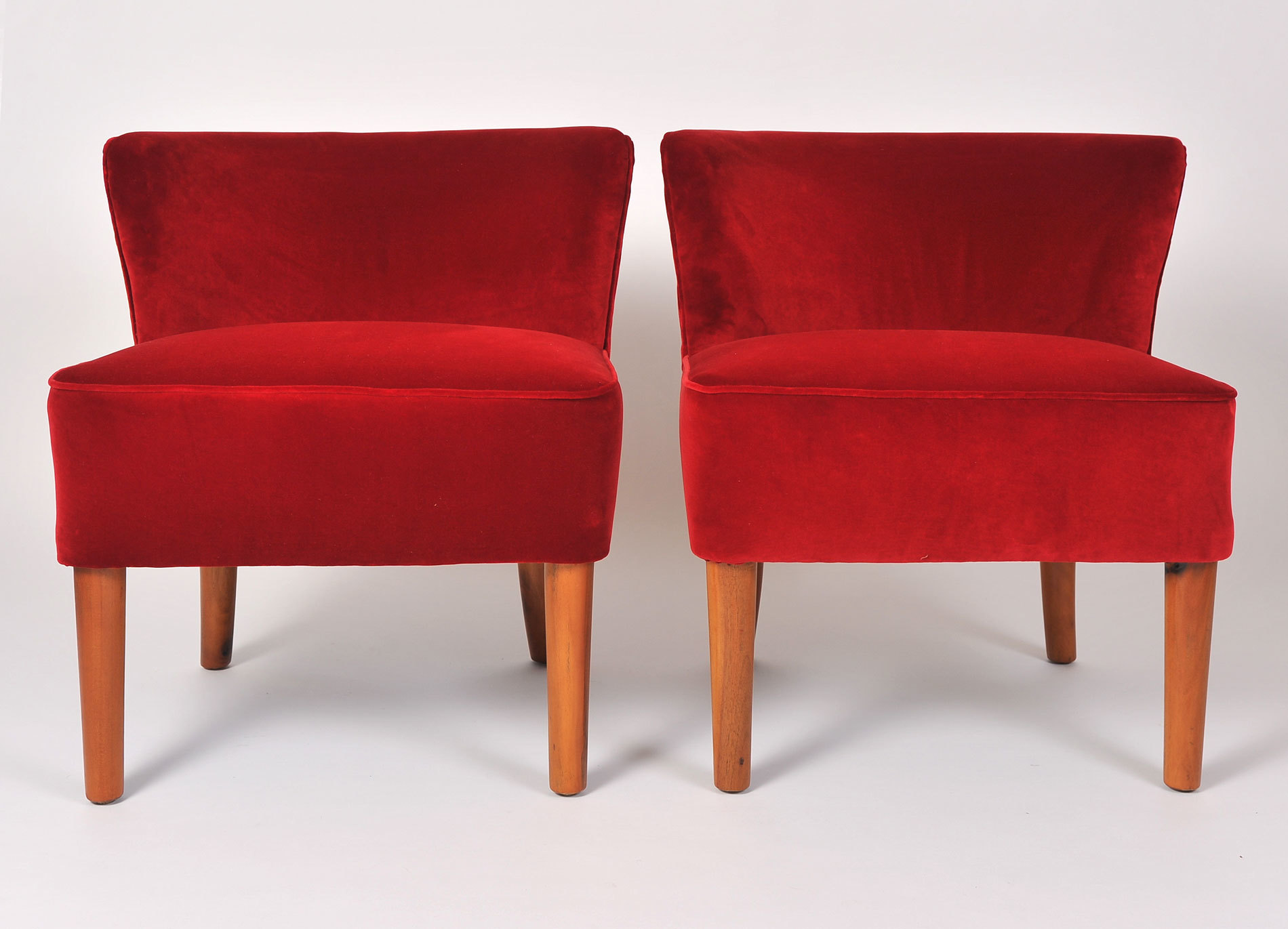 Pair Red Velvet Chairs 02