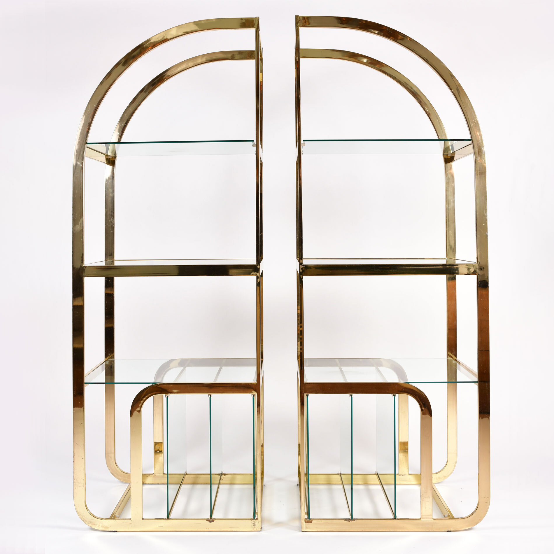 Pair Us Brass Display Shelves 01