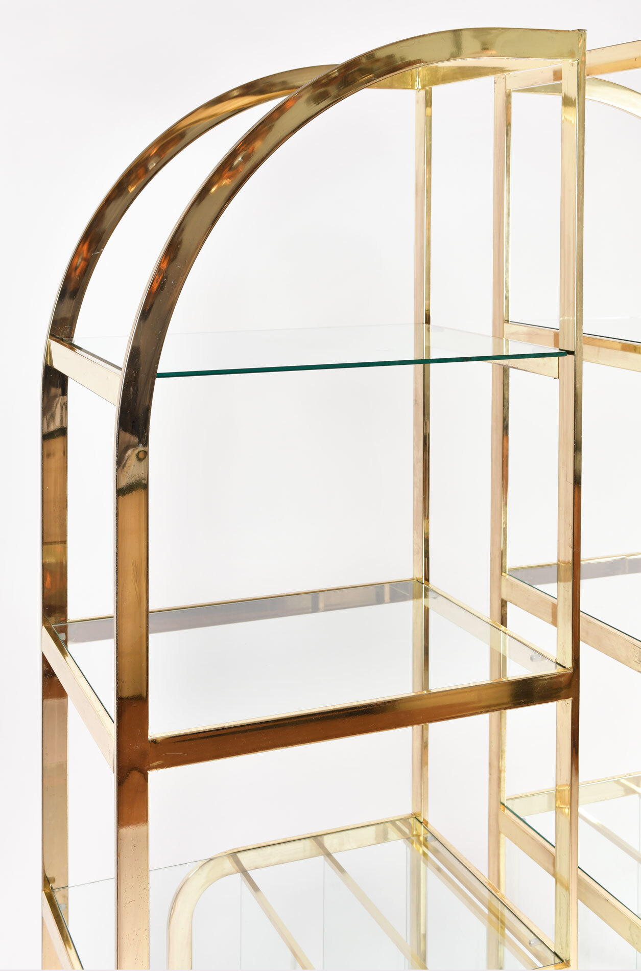 Pair Us Brass Display Shelves 03