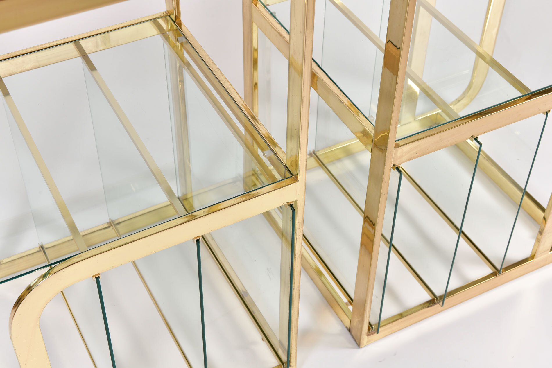 Pair Us Brass Display Shelves 05