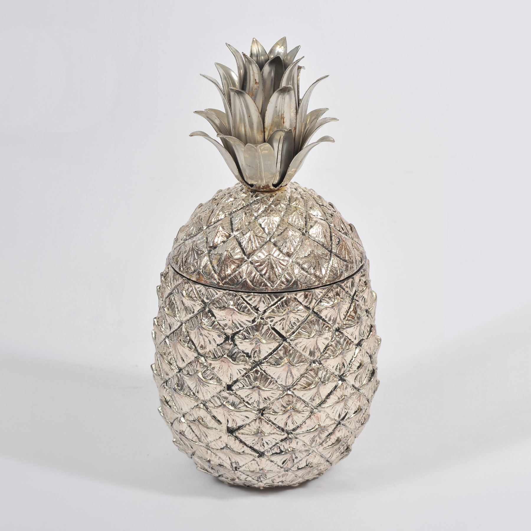 The image for Pineapple Ice Bucket B 01 Vw