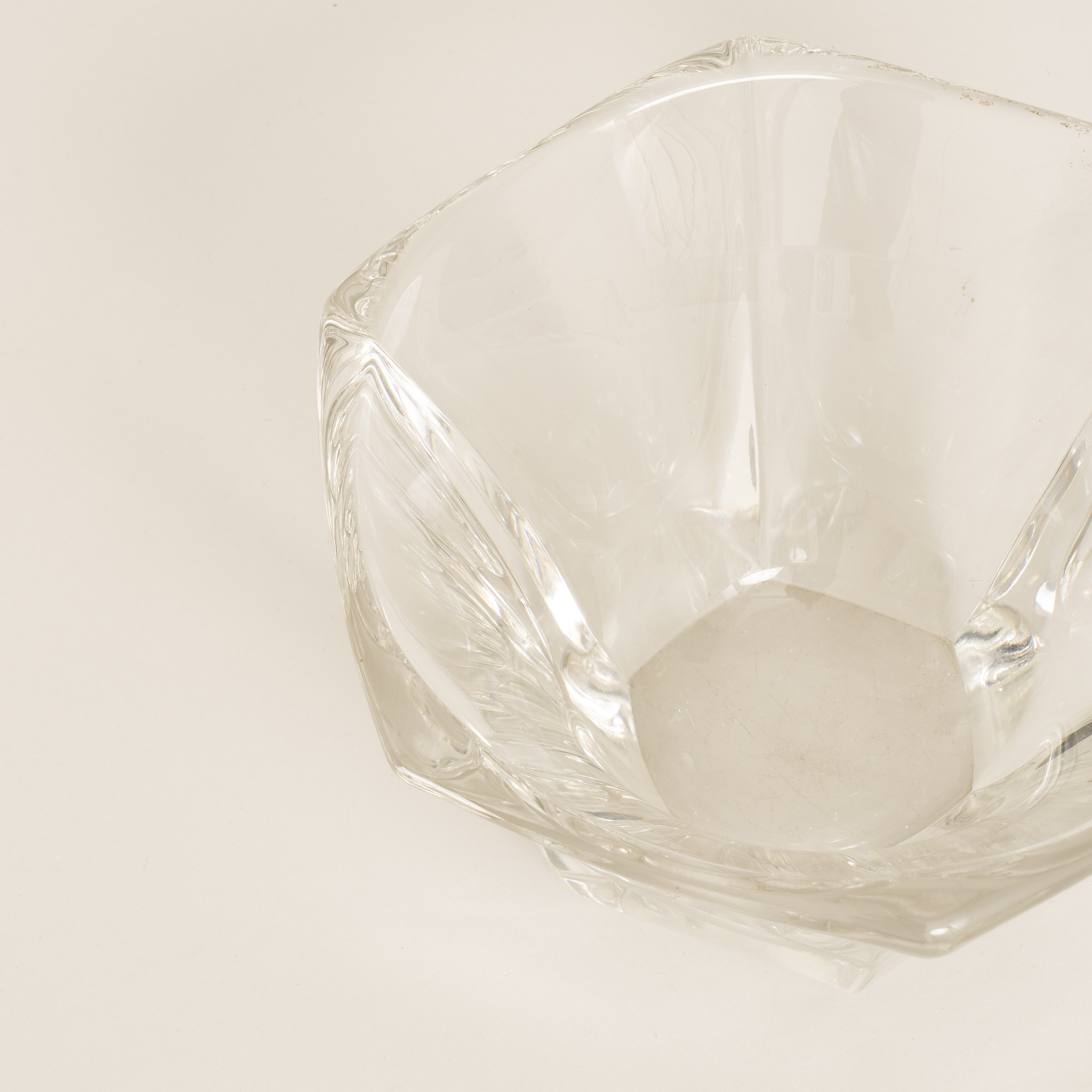 Scandinavian Wide Glass Vase 0311
