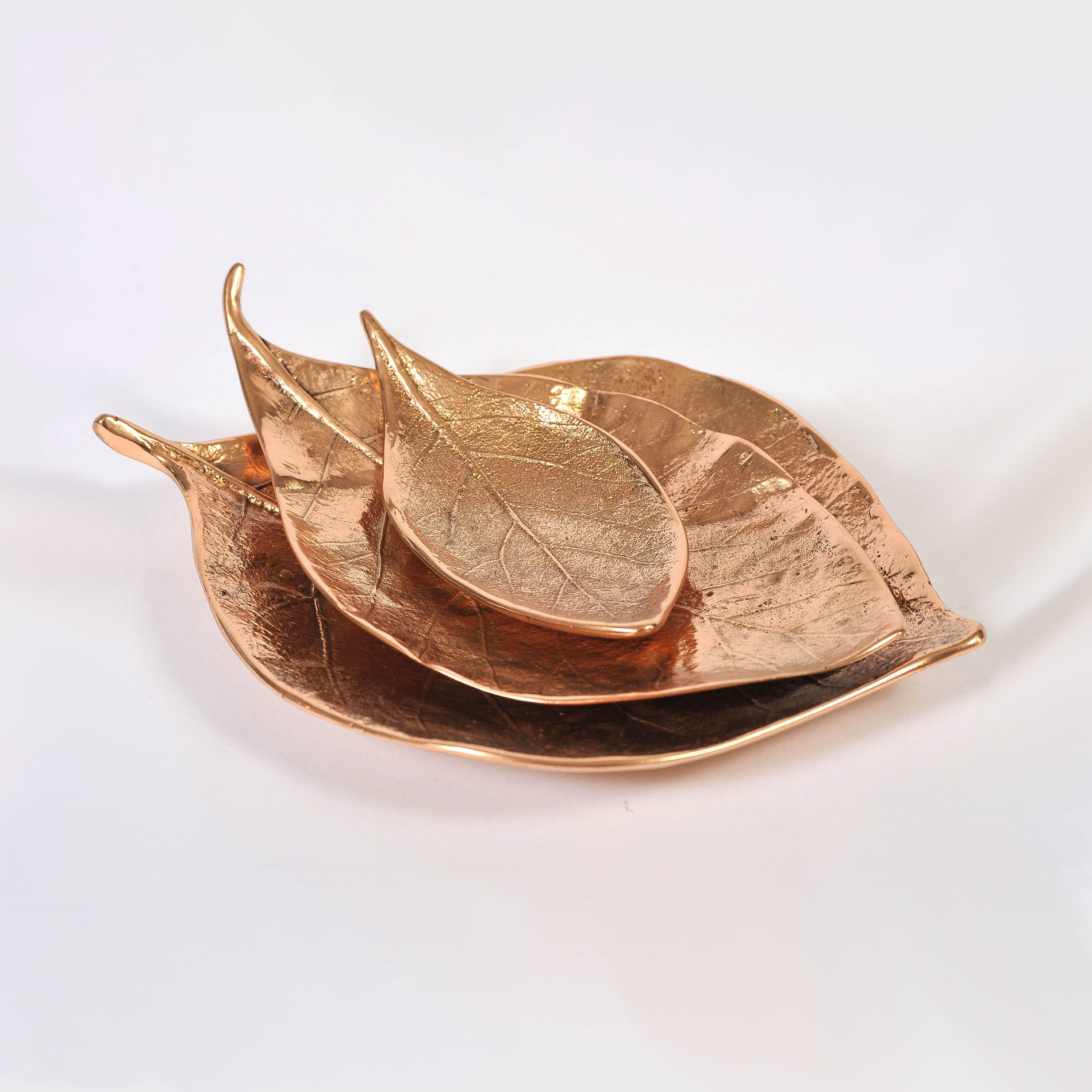 Set Of 3 Leaf Bowls 01