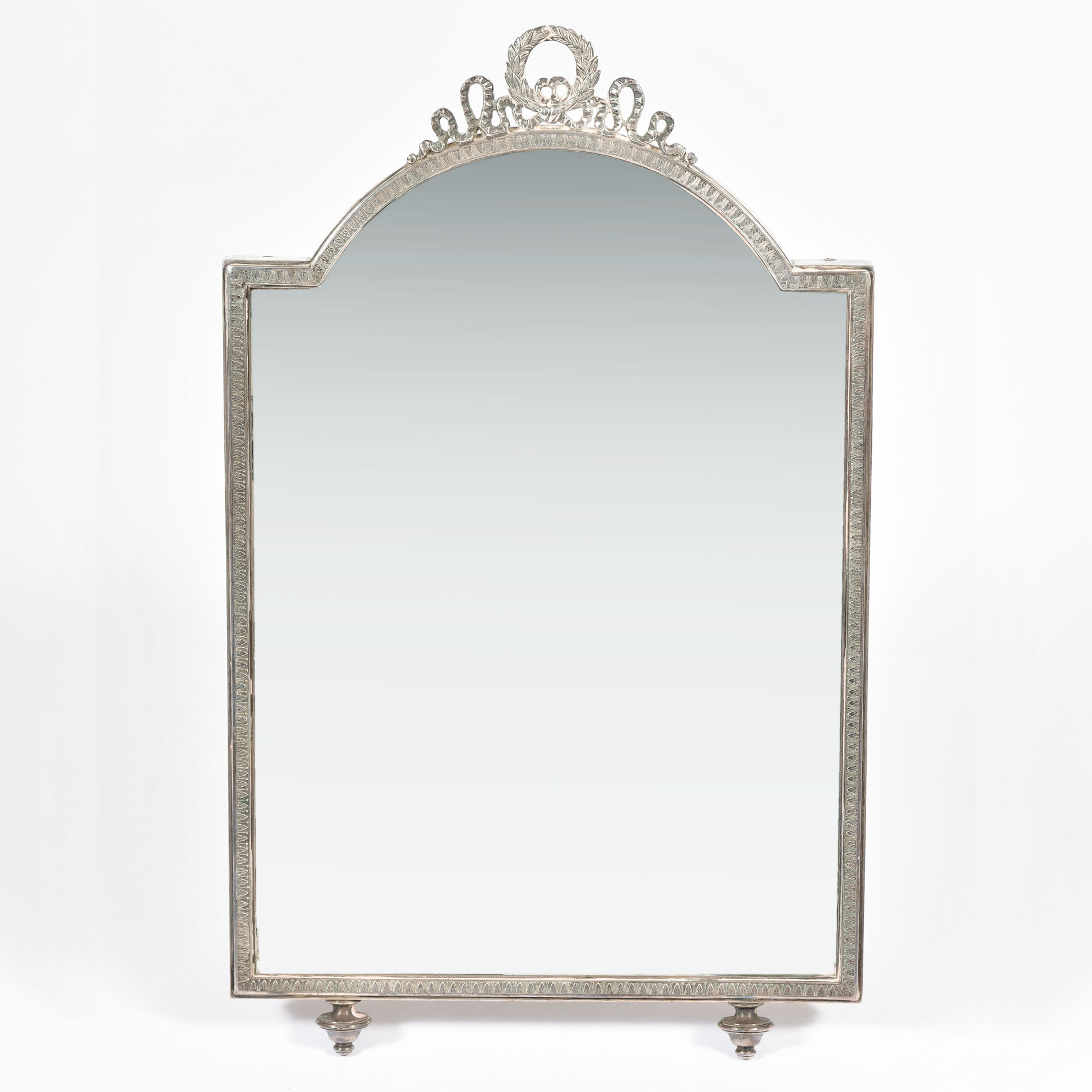 Silver Table Mirror 01