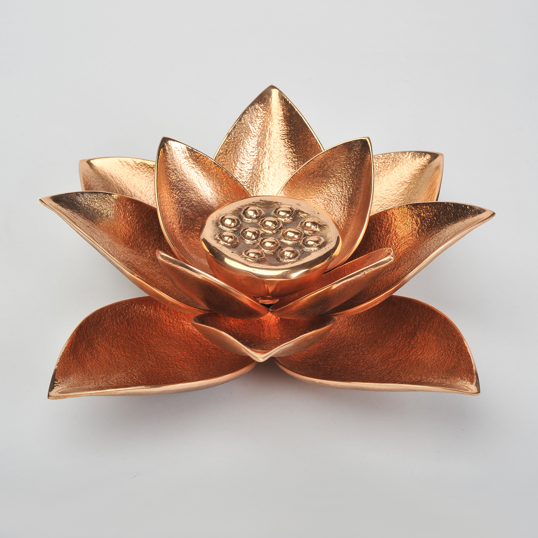 Valerie Wade Cast Broze Lotus Candle 01