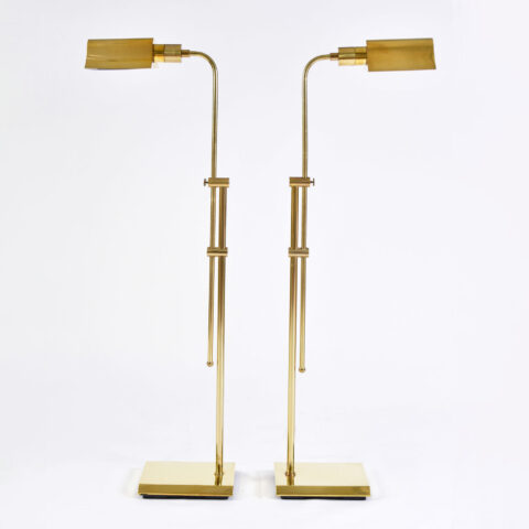Pair Brass Us Standard Lamps 01