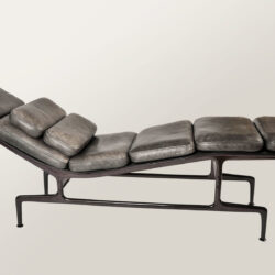 The image for Eamaes Chaise Longue 02