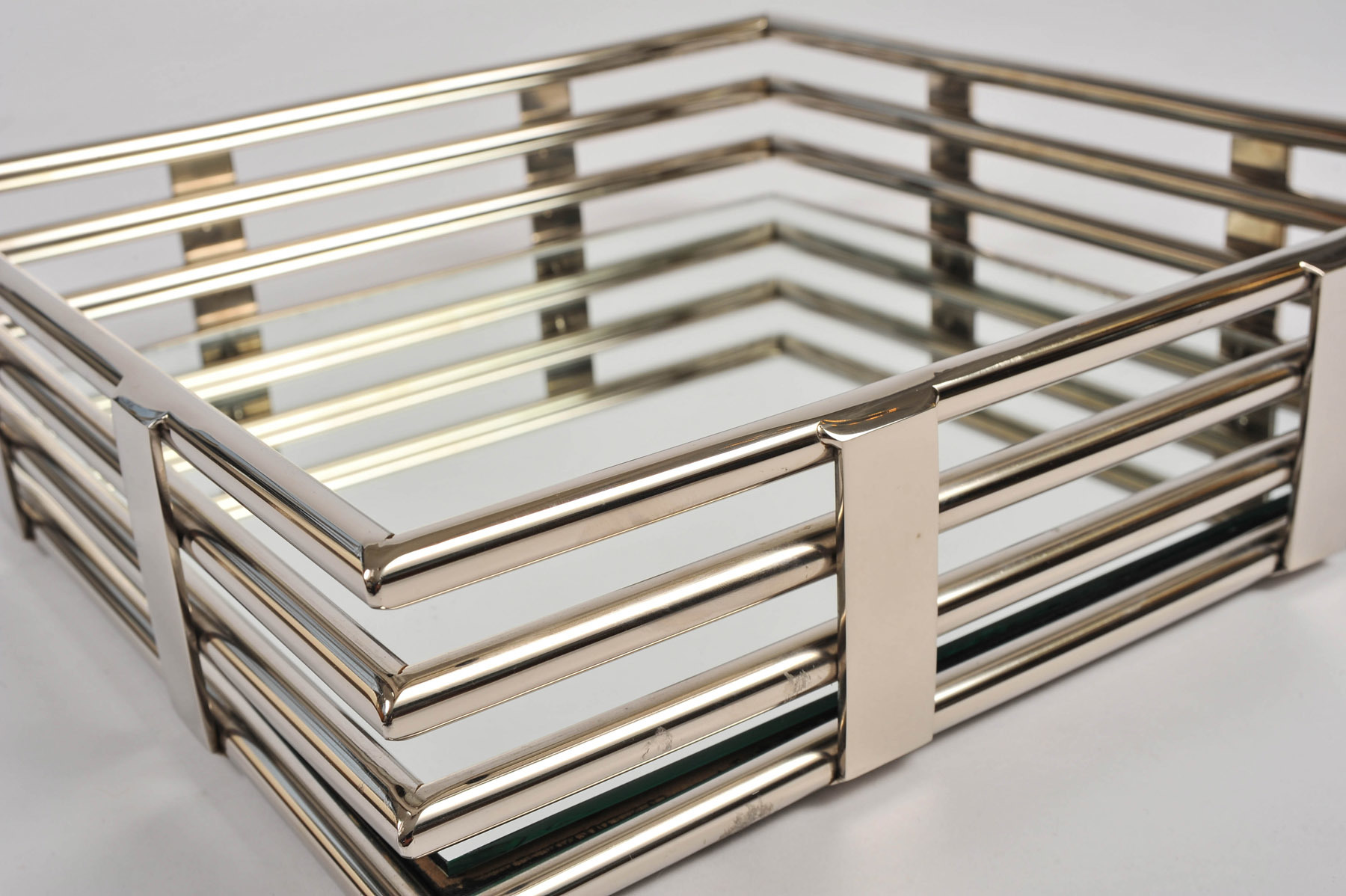 Chrome Tray 25