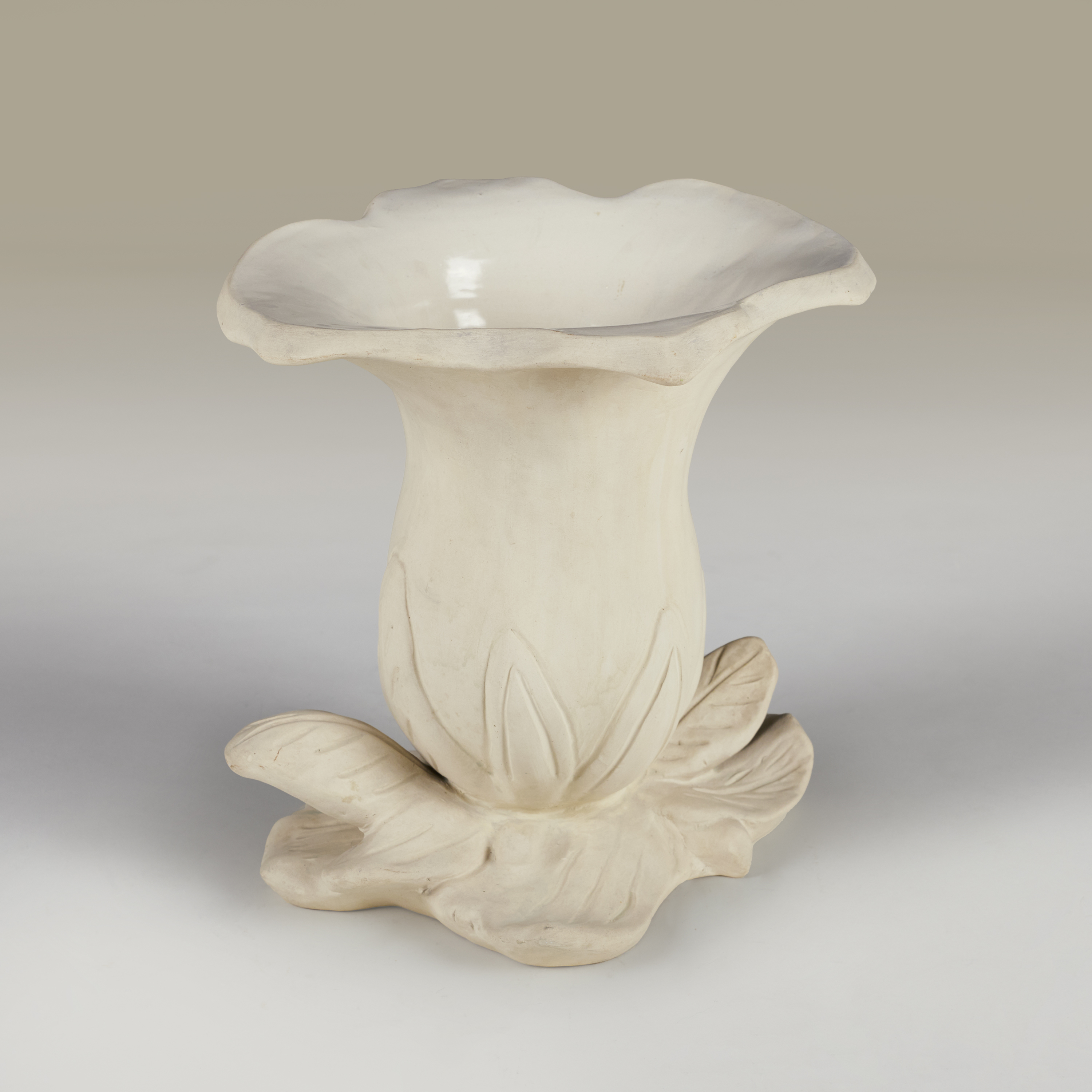 Fulham Pottery Datura Vase Valerie Wade 23 149 V1