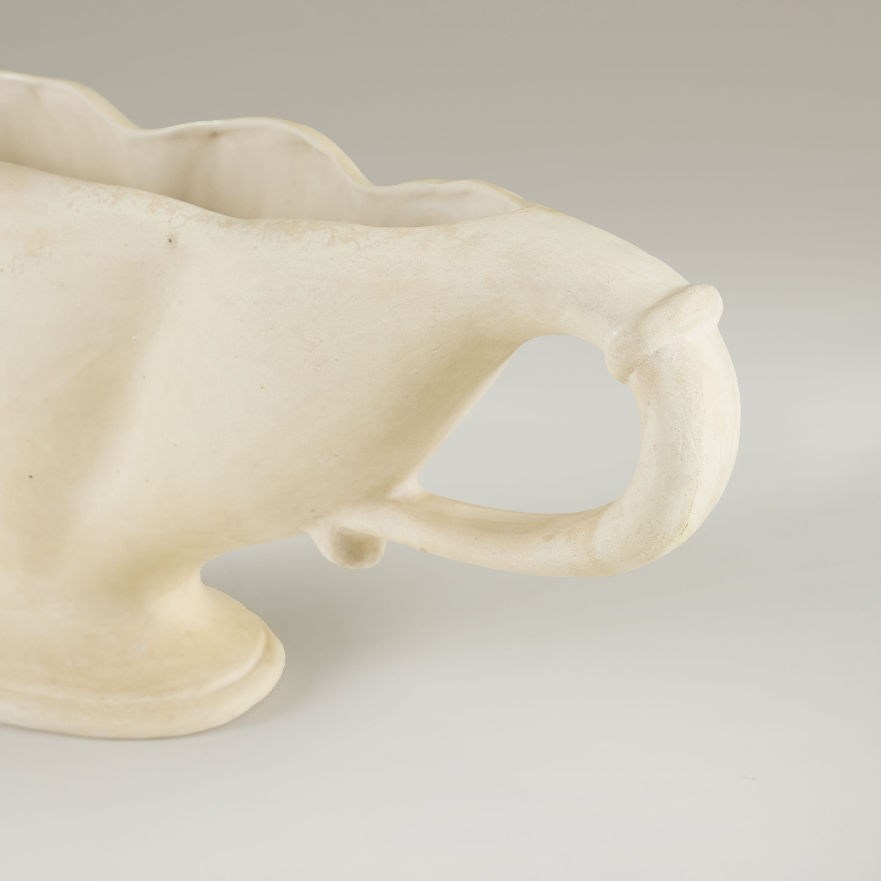 Extra Large Scalloped Fulham Pottery Urn Valerie Wade 22 045 V1