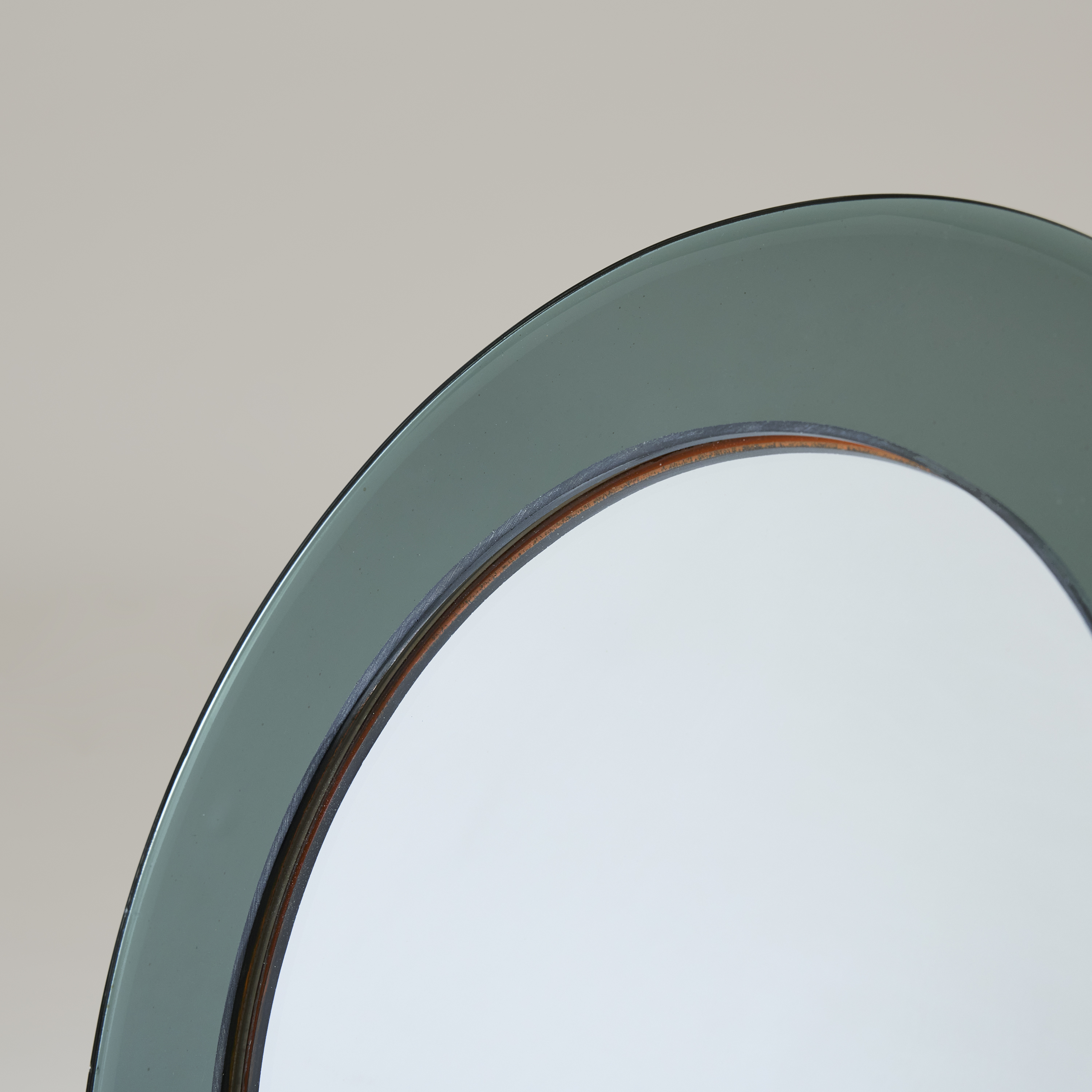 Italian Space Age Mirror Valerie Wade 22 150 V1
