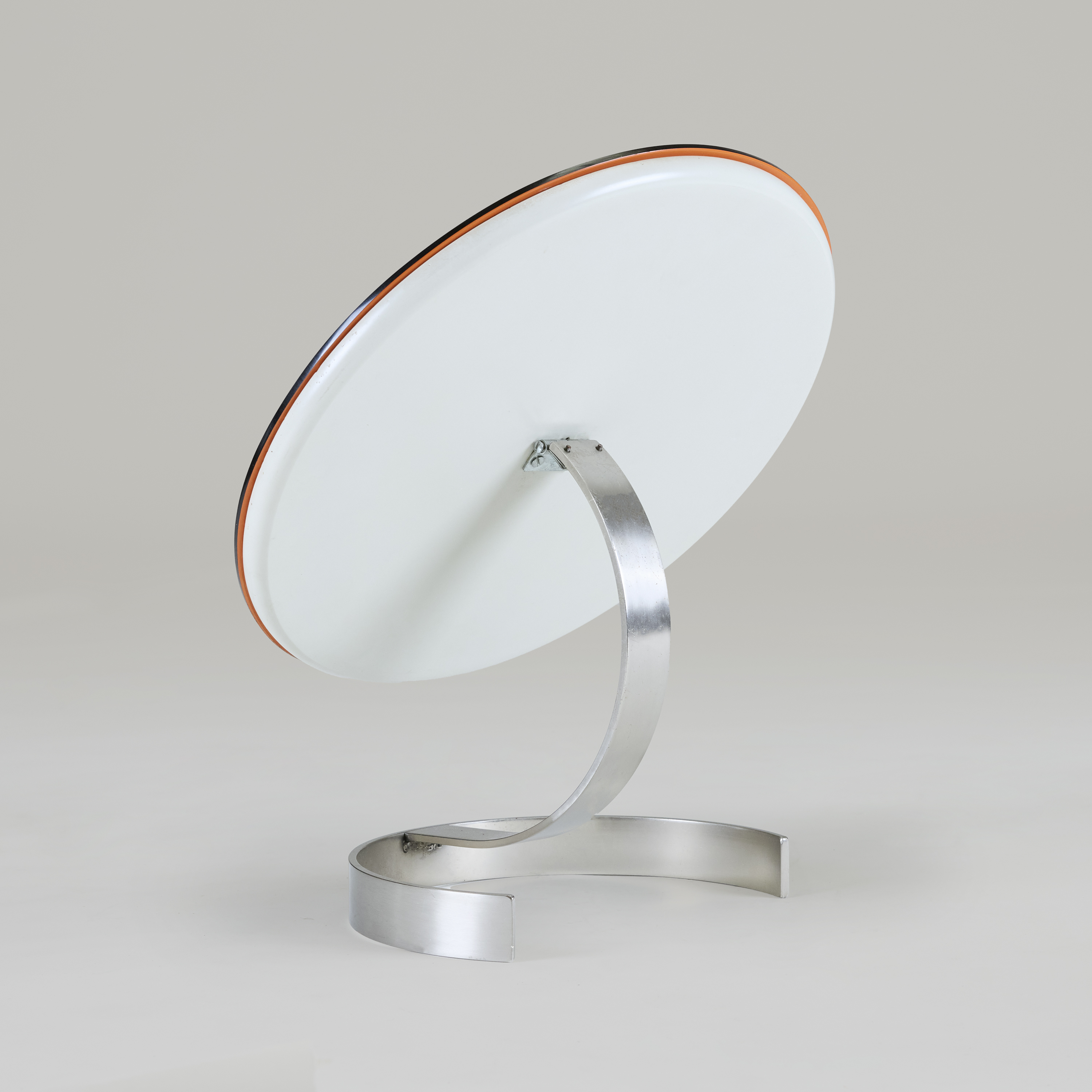 Italian Space Age Mirror Valerie Wade 22 154 V1