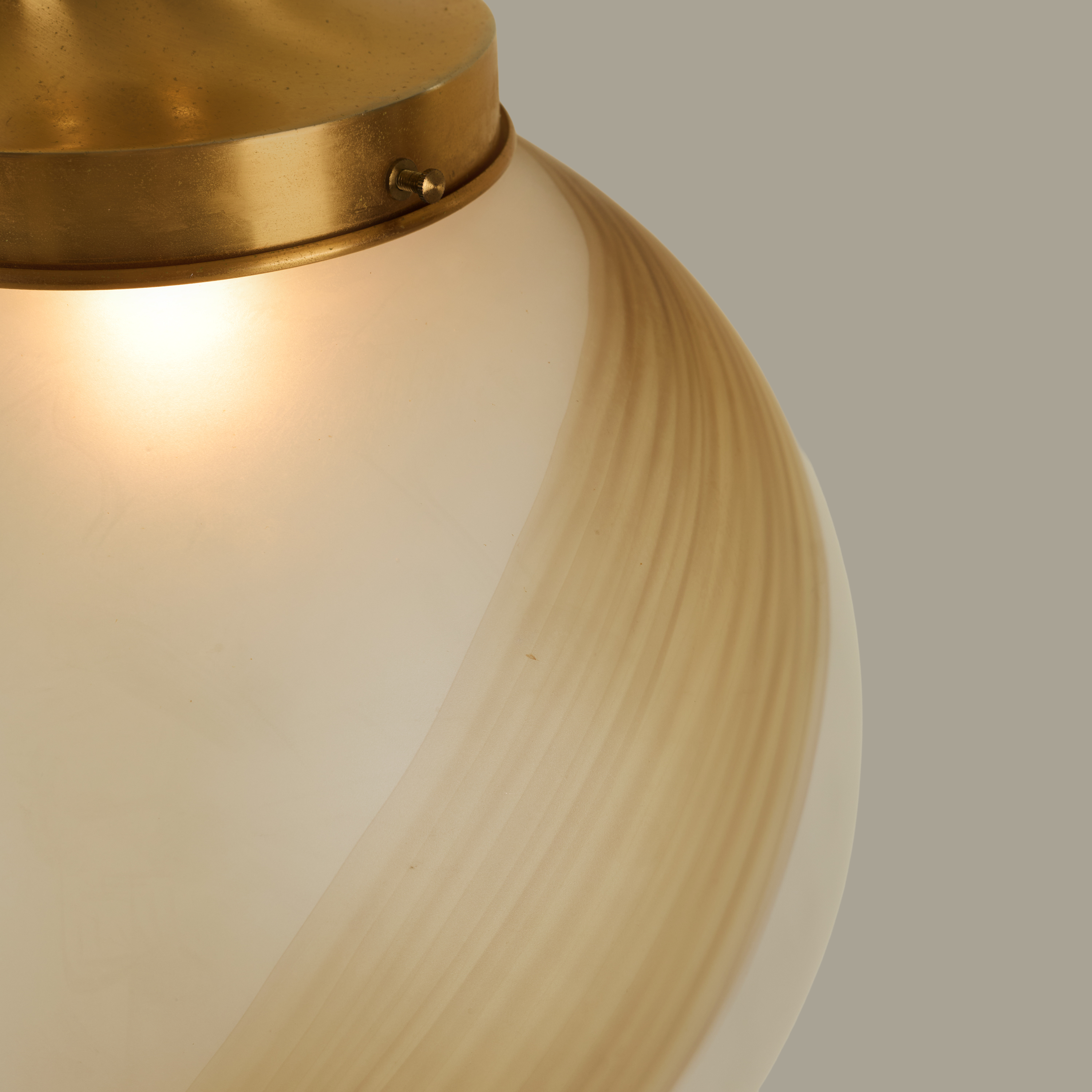 Satin Ball Pedant Valerie Wade 263360 V1
