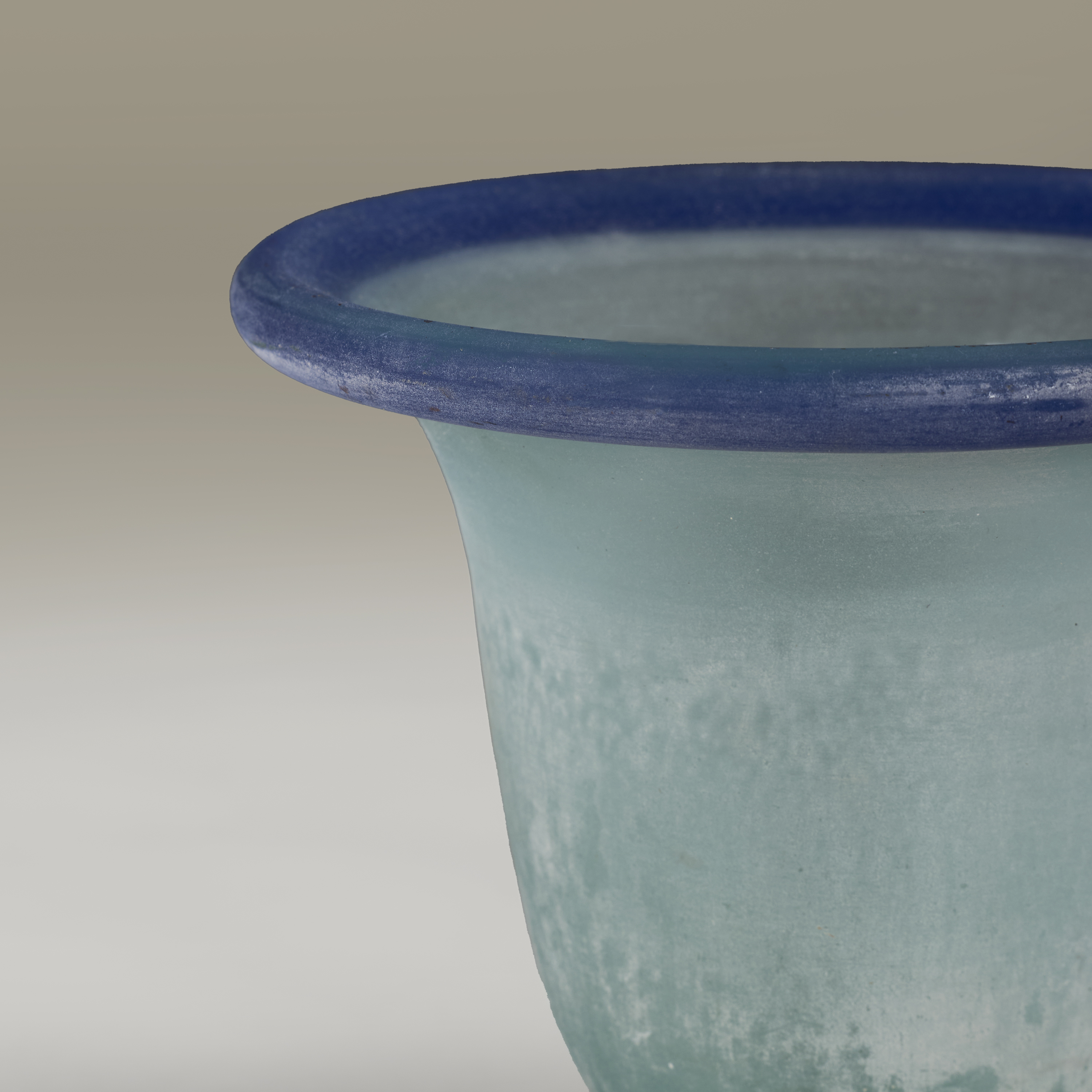 Scavo Urn Lamp Valerie Wade 24 096 V1