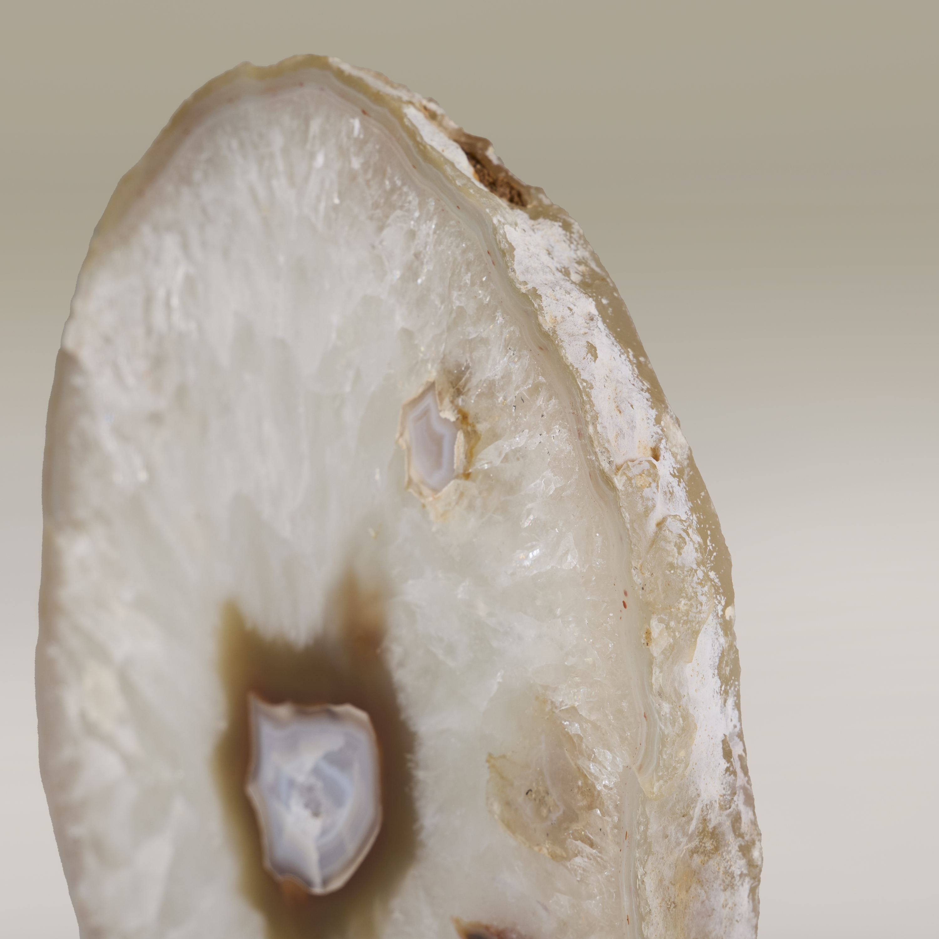 White Quartz Agate Slice Valerie Wade 24 163 V1