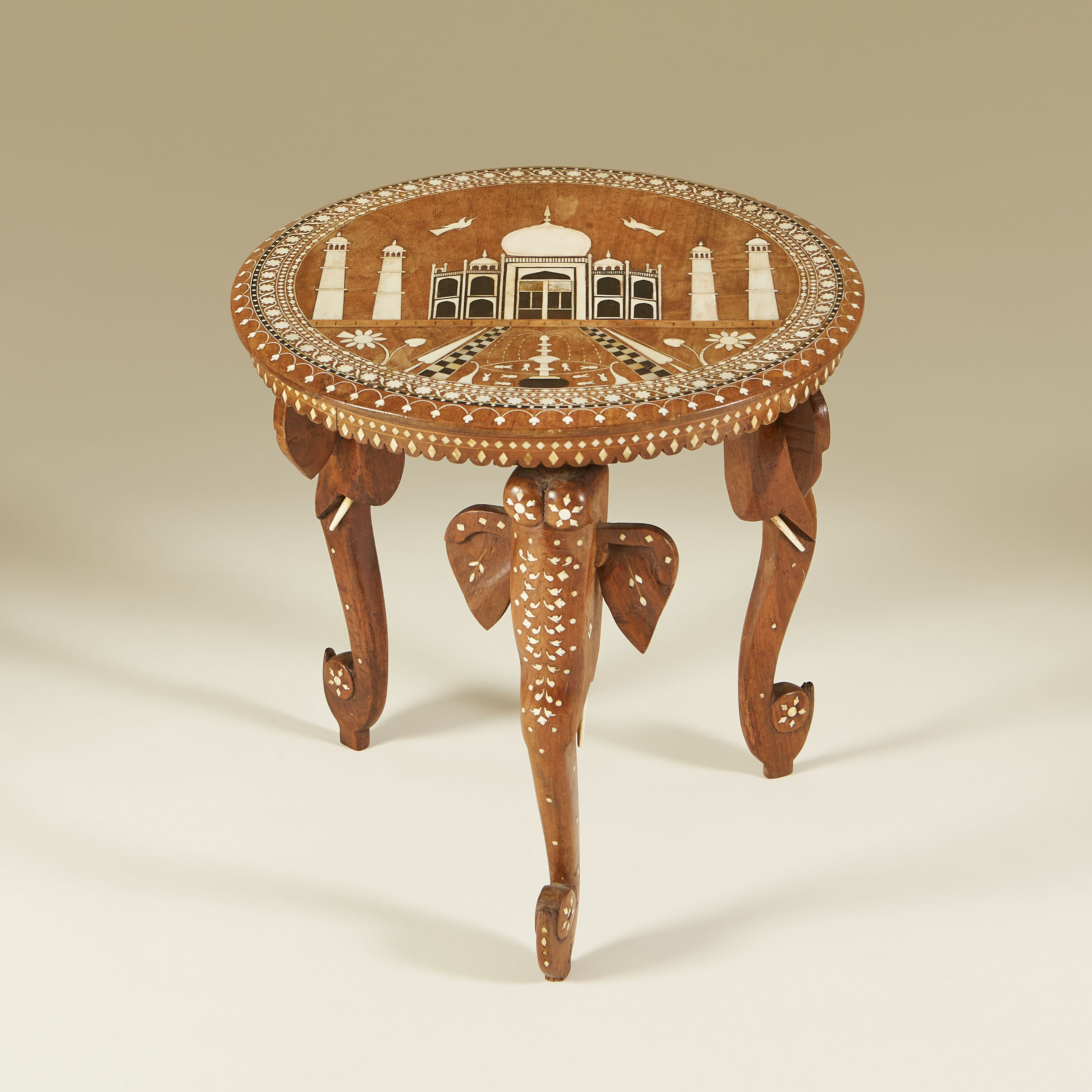 Inlaid Table Circular 004 V1