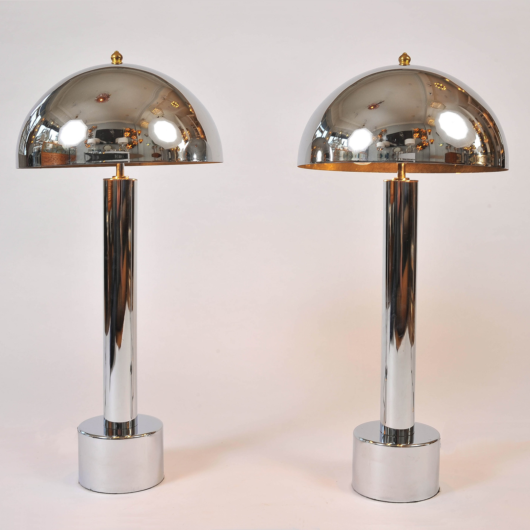 Chrome clearance mushroom lamp