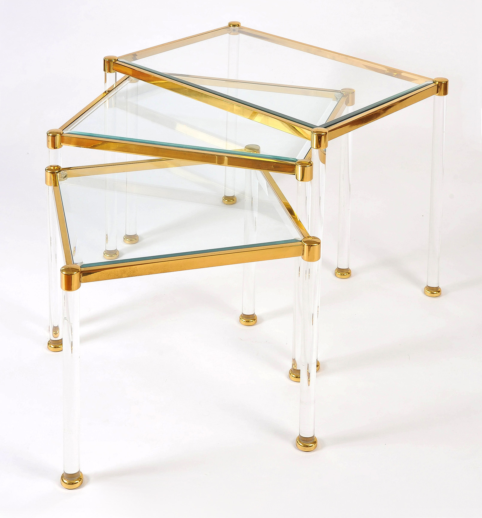 Nesting Tables 03