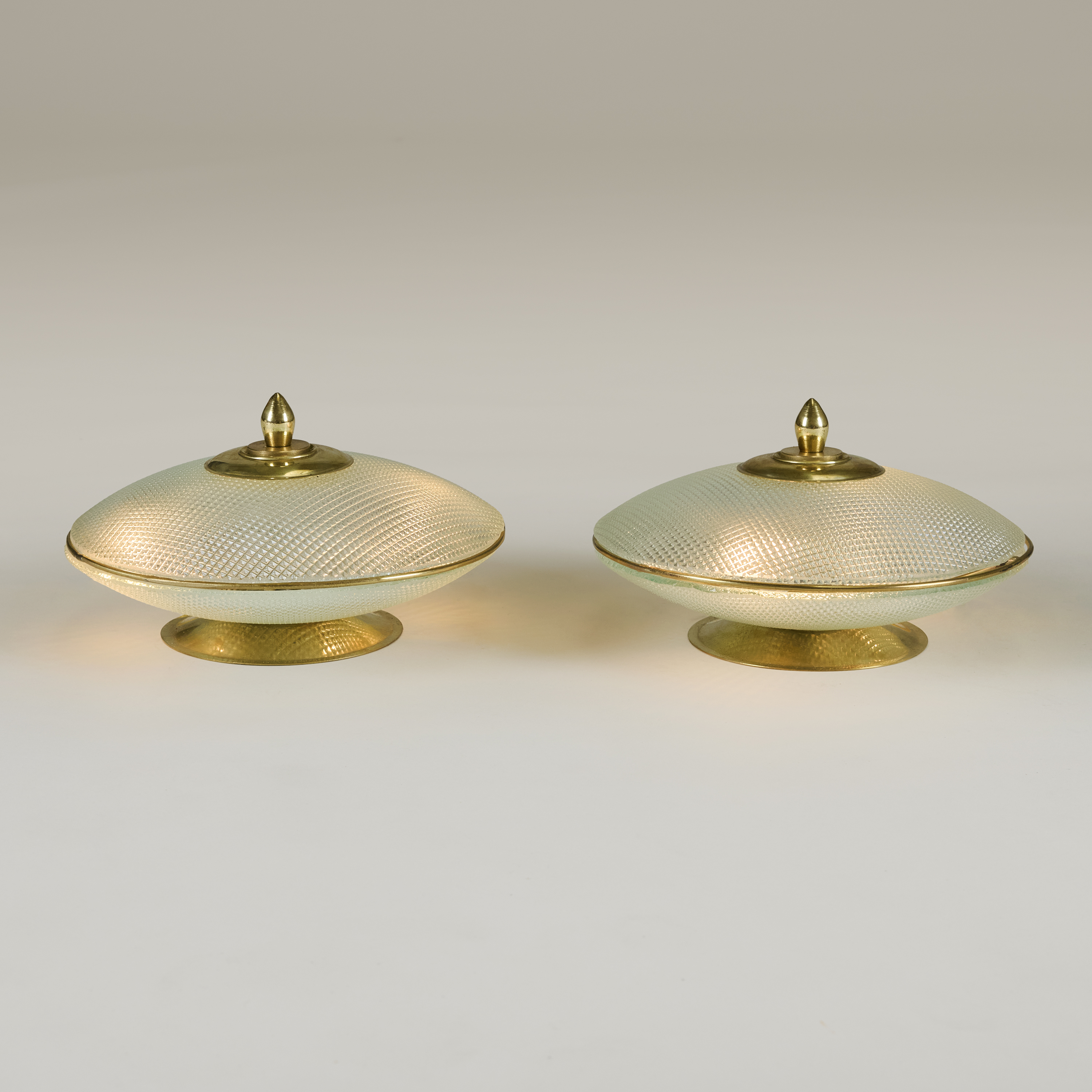 Italian Disk Lamps Valerie Wade 22 088 V1