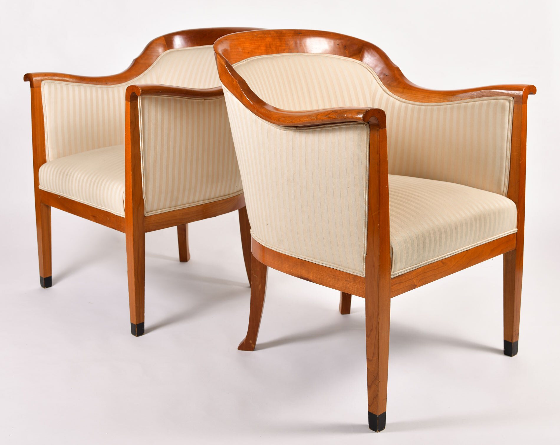 Pair Armchairs 04