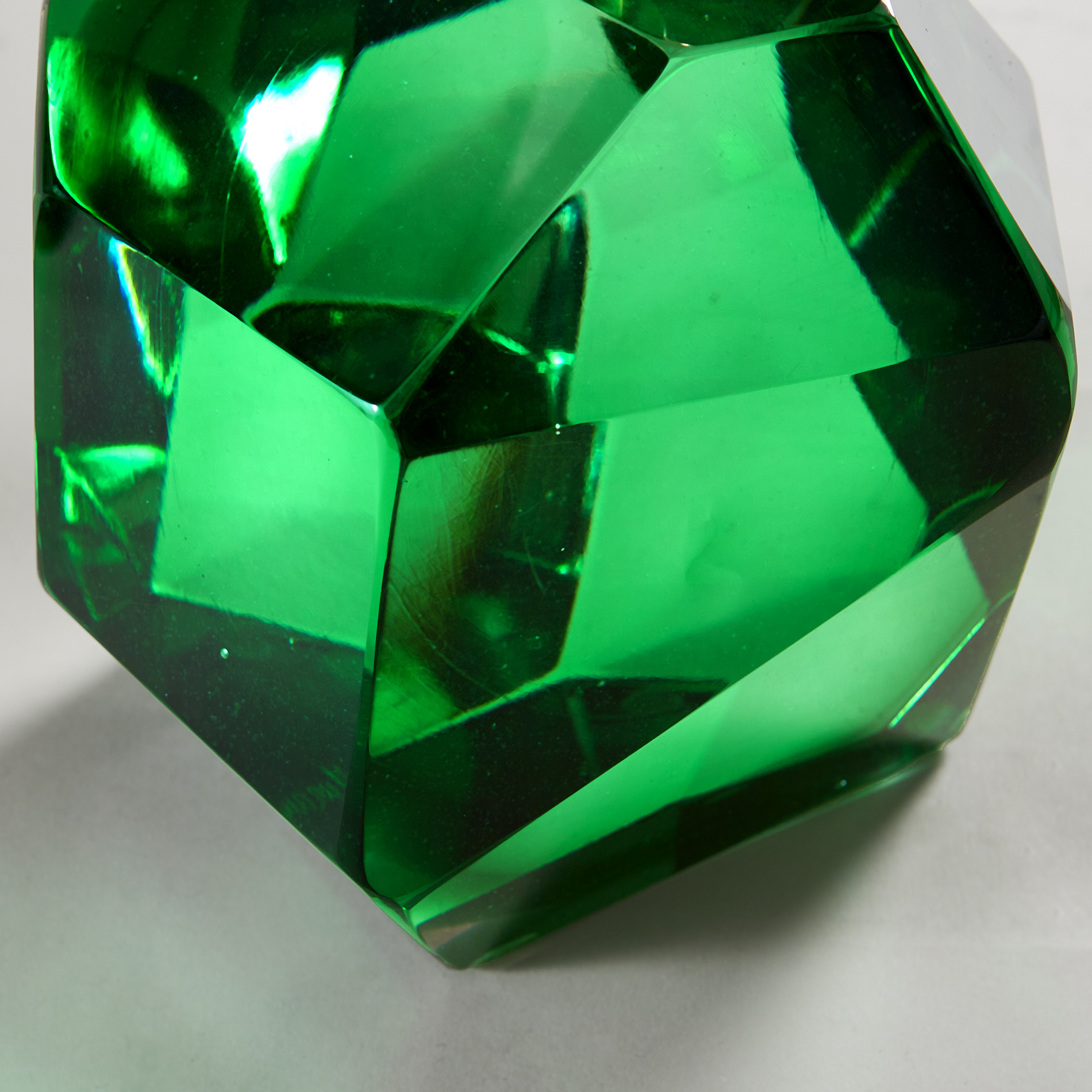 Emerald Green Rock Lamp 20210225 Valerie Wade 2 224 V1