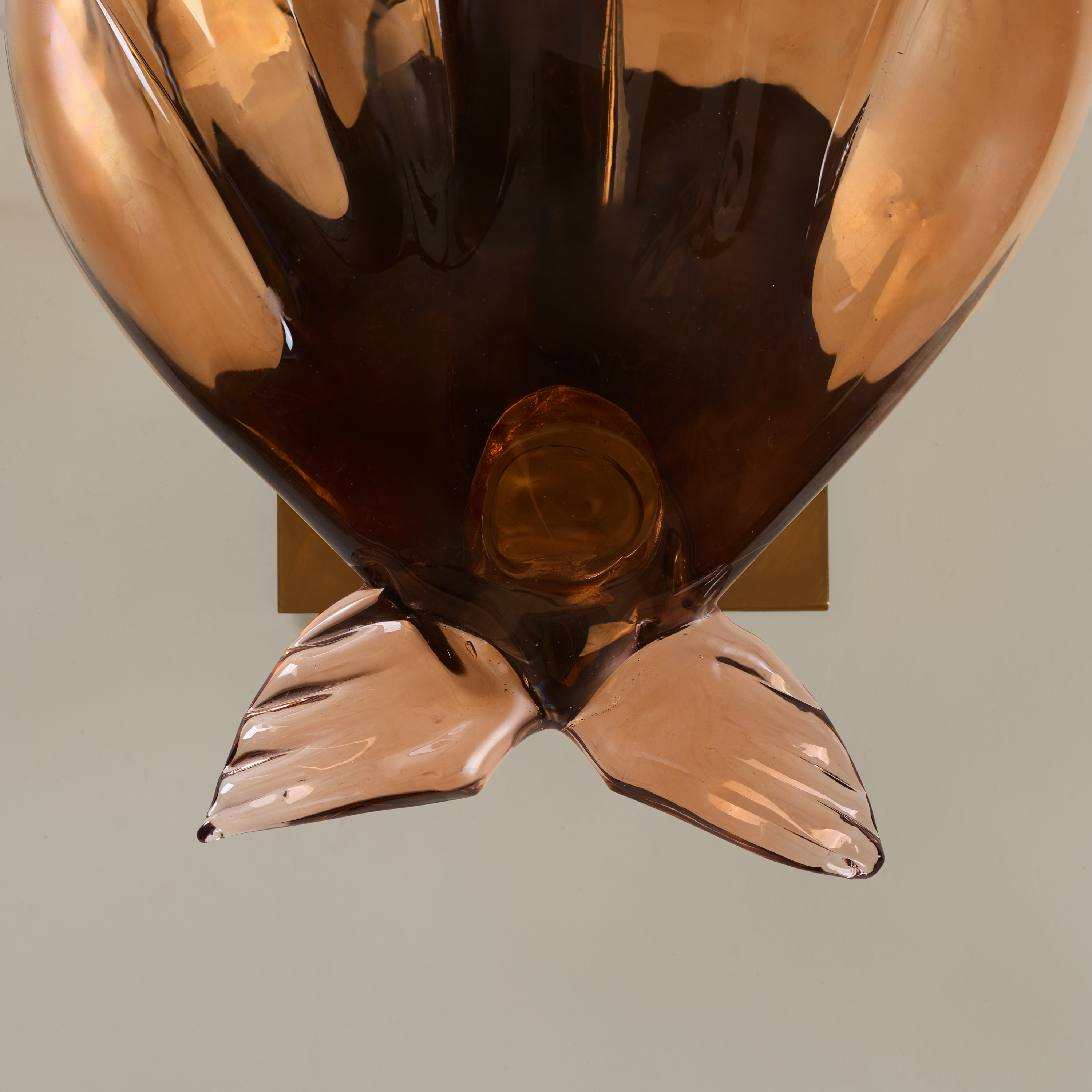 Bronze Scallop Wall Lghts Valerie Wade 263288 V1