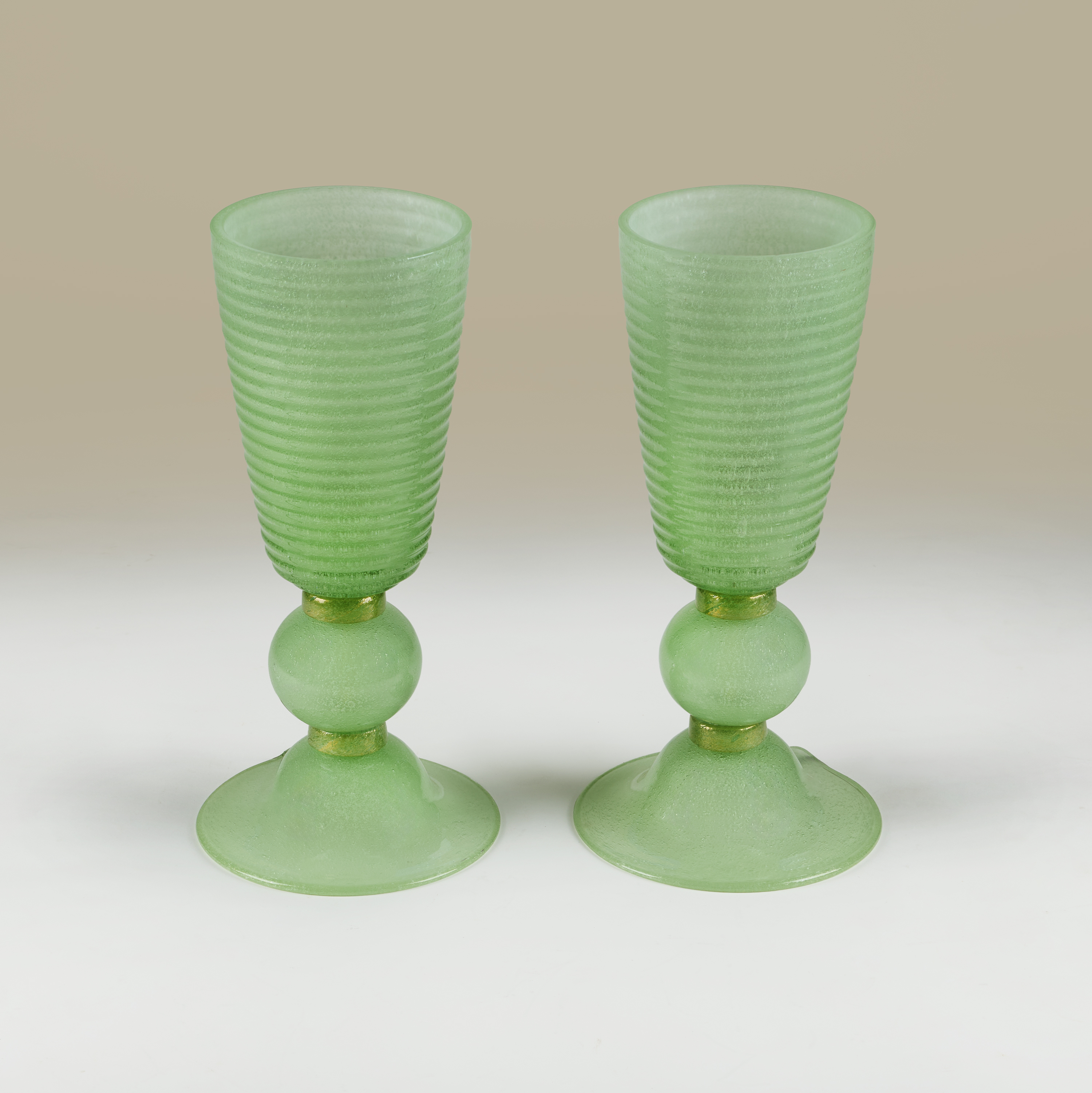 Jade Uplighters Valerie Wade 27 033 V1