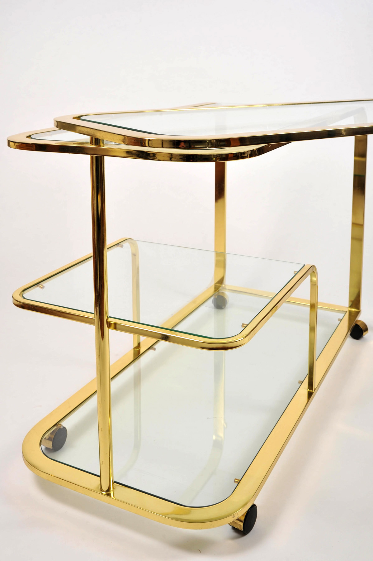 Us Brass Extending Trolley 01