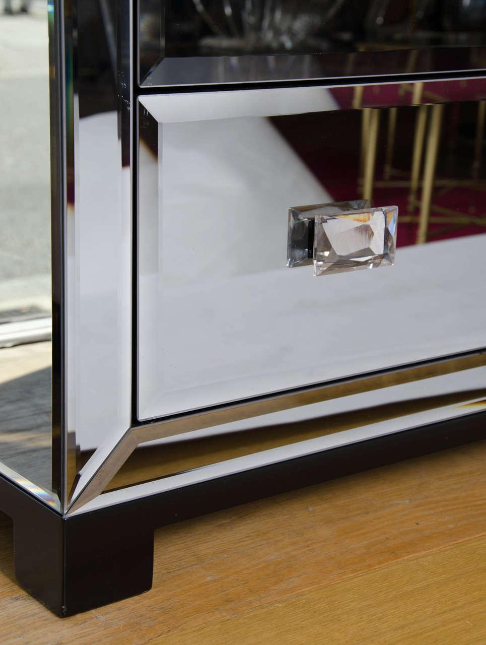 Valerie Wade Fc303 Venice Chest Drawers Faceted Crystal Handles 05