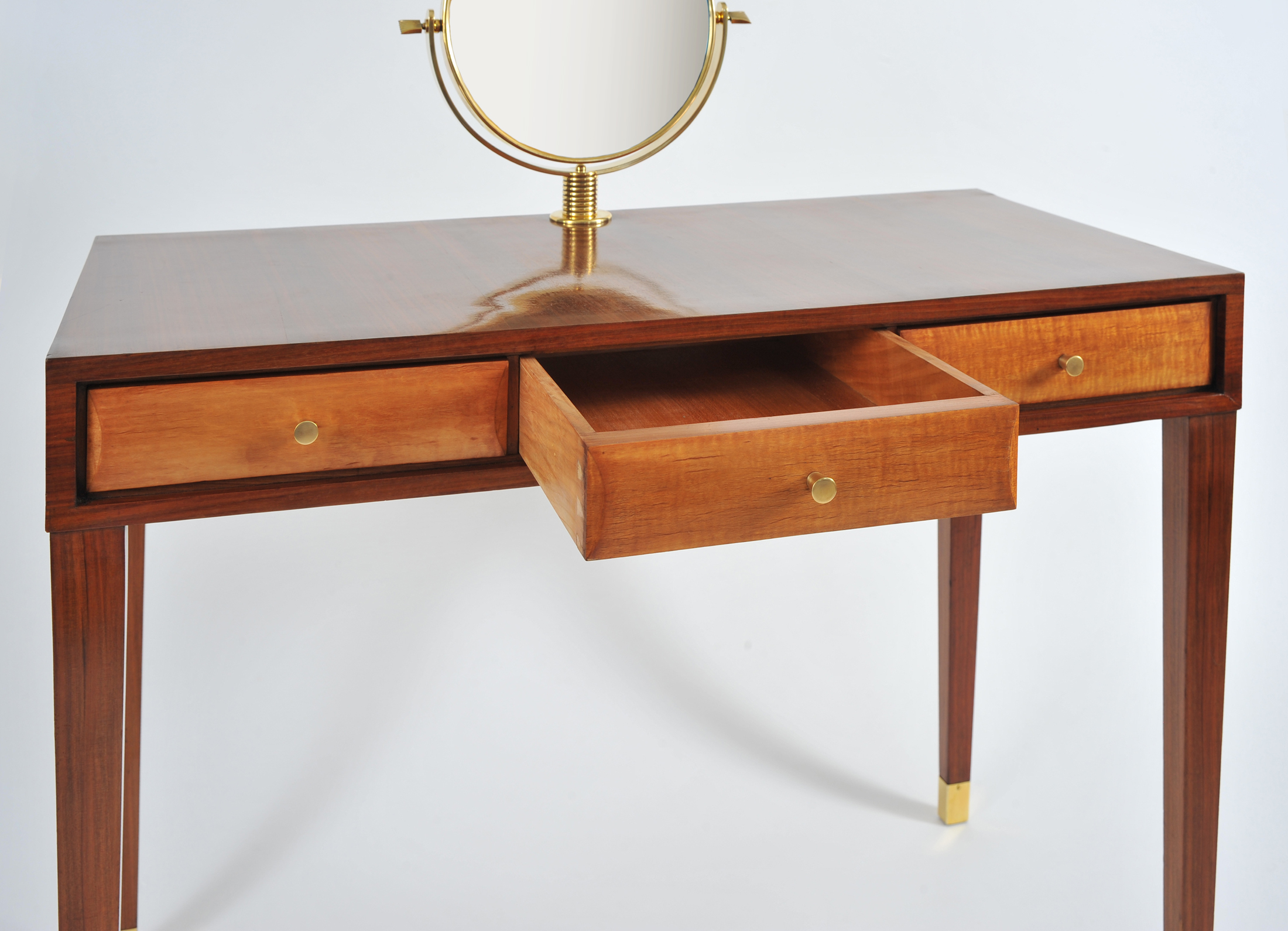 Valerie Wade Fd645 Fruitwood Dressing Table Vi