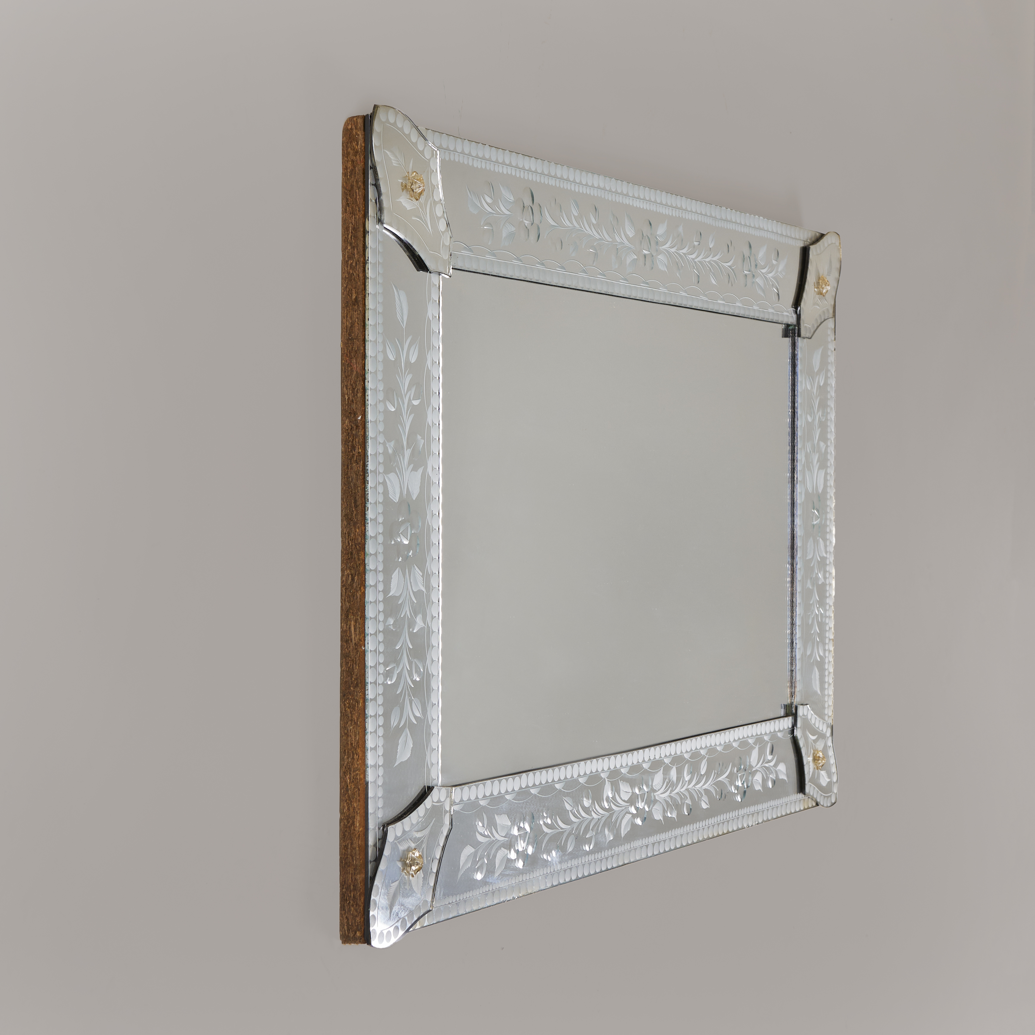 Etched Mirror Valerie Wade 20 192 V1